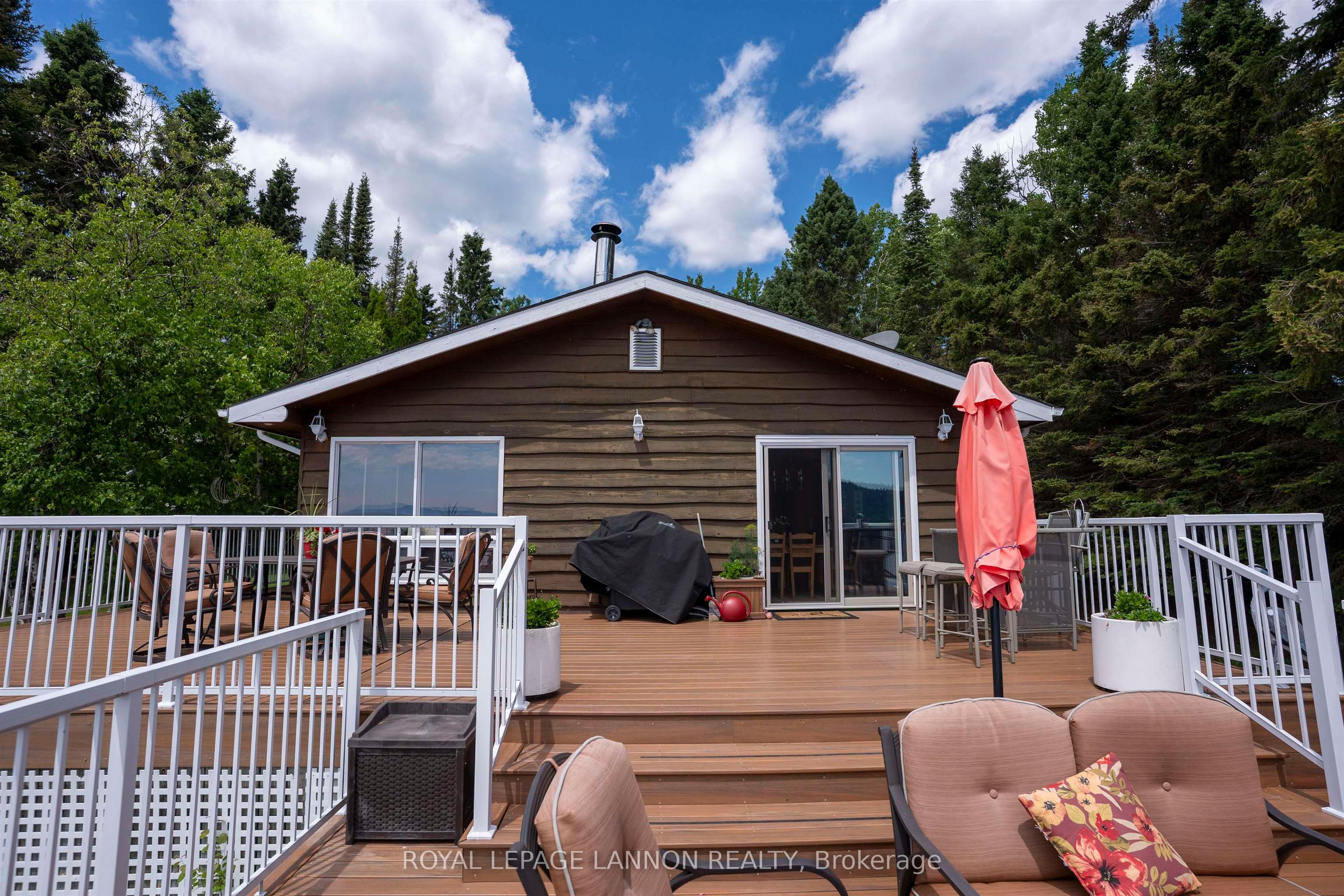 363 Amethyst Harbour Cliff Ave, Shuniah, ON P7B 5E4 photo 4