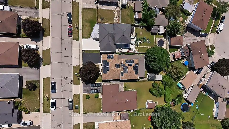 234 Thunderbird Drive, Cambridge, ON N1R 6H5 photo 4