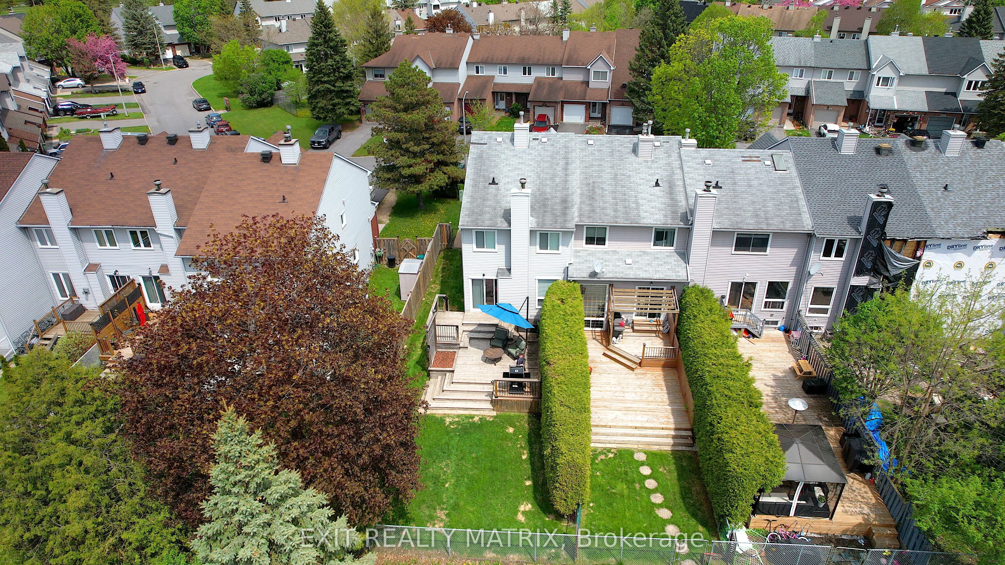 1521 Briarfield Crescent, Orleans - Cumberland and Area, ON K4A 1Z9 photo 3