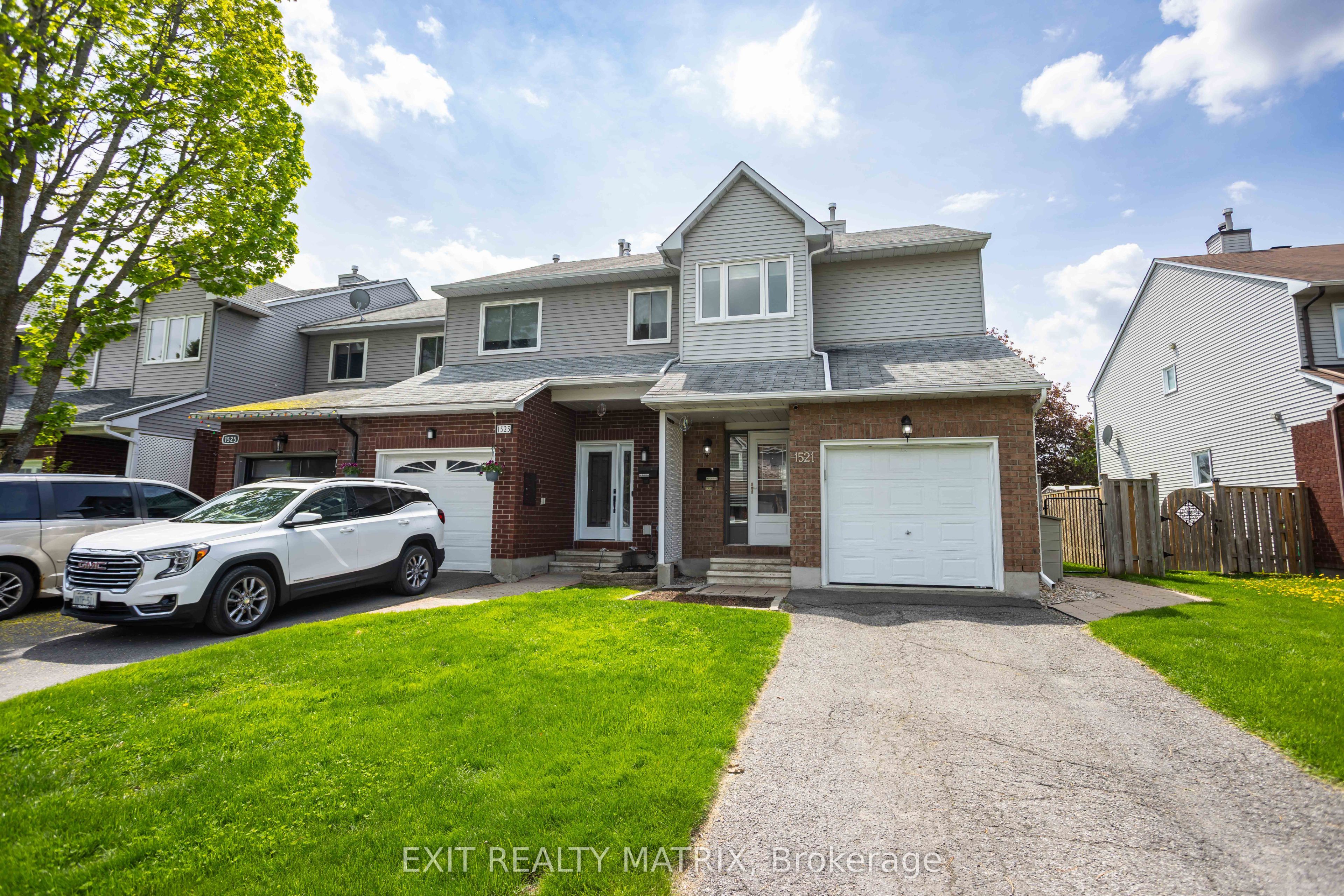 1521 Briarfield Crescent, Orleans - Cumberland and Area, ON K4A 1Z9 photo 4