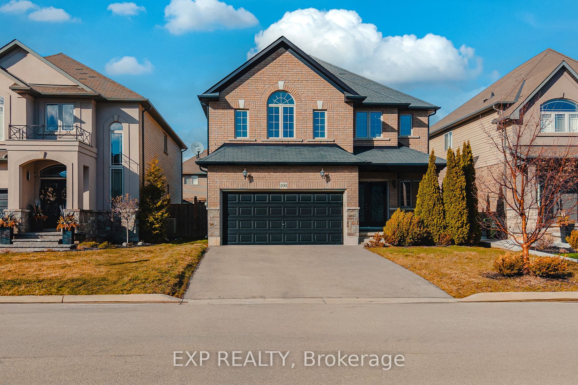 100 Garinger Crescent, Hamilton, ON L0R 1C0