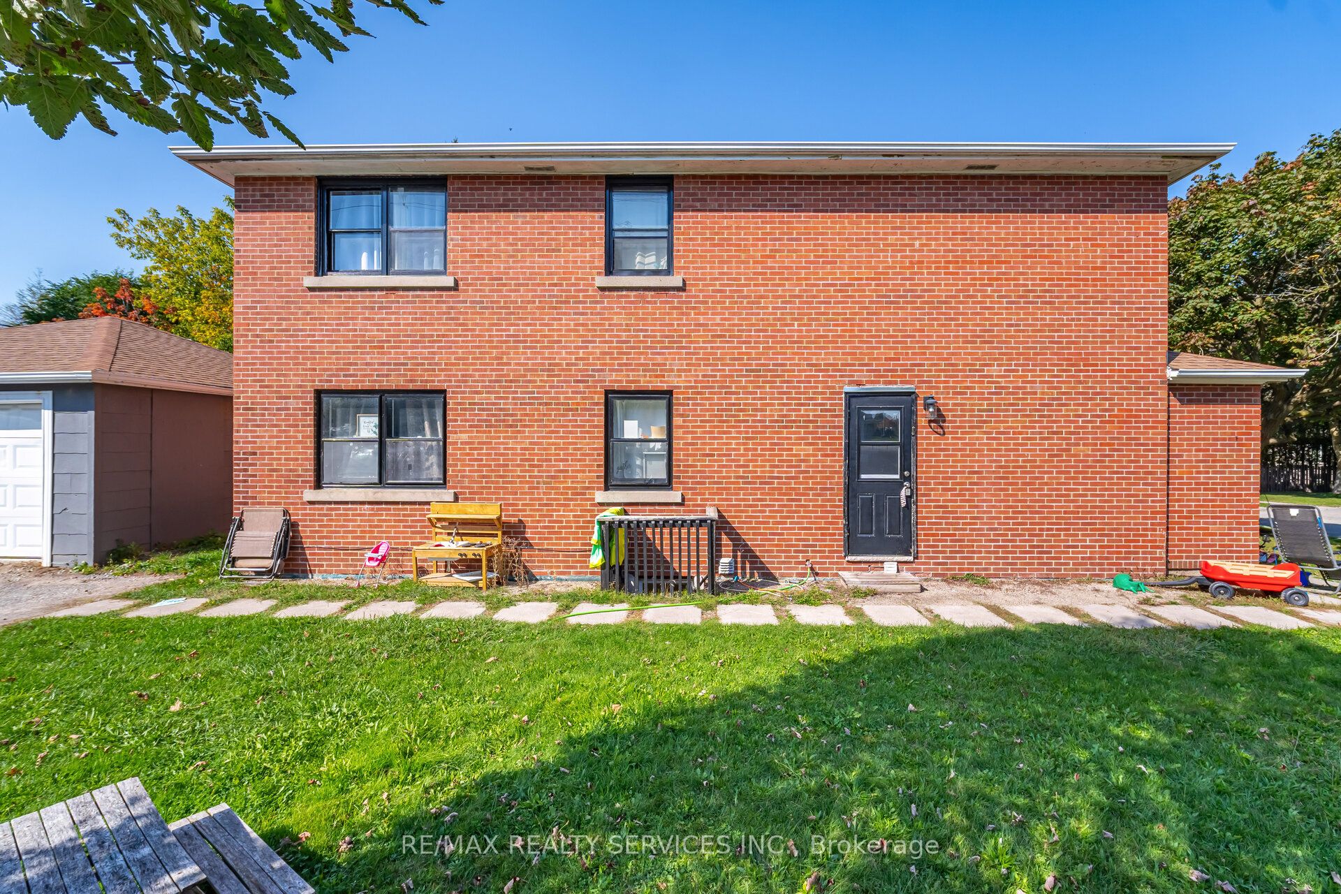 21 Beverley Street (Lower), Waterloo, ON N2L 2H5 photo 4