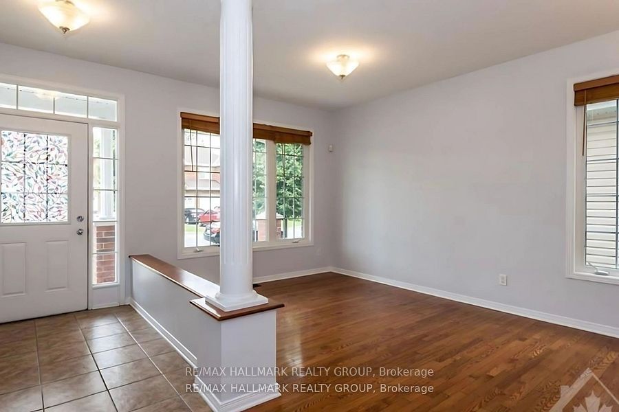 135 Stedman Street, Blossom Park - Airport and Area, ON K1T 0B4 photo 2