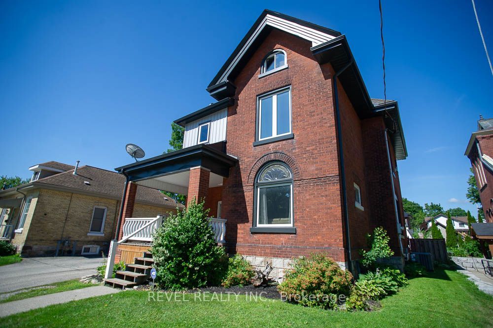 162 Grand River Street N, Brant, ON N3L 2M6 photo 3
