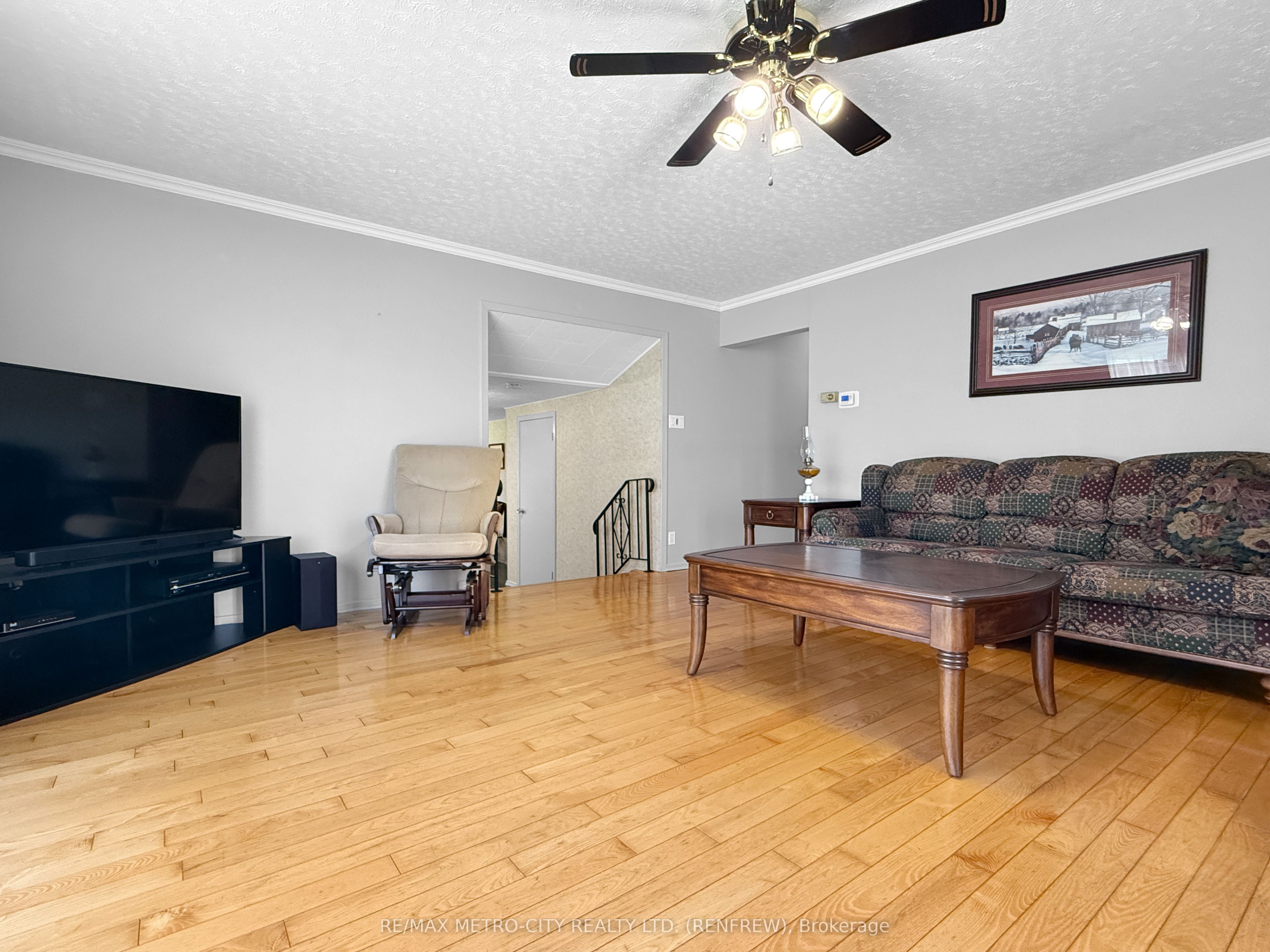 1247 Haley Road, Whitewater Region, ON K0J 1Y0 photo 5