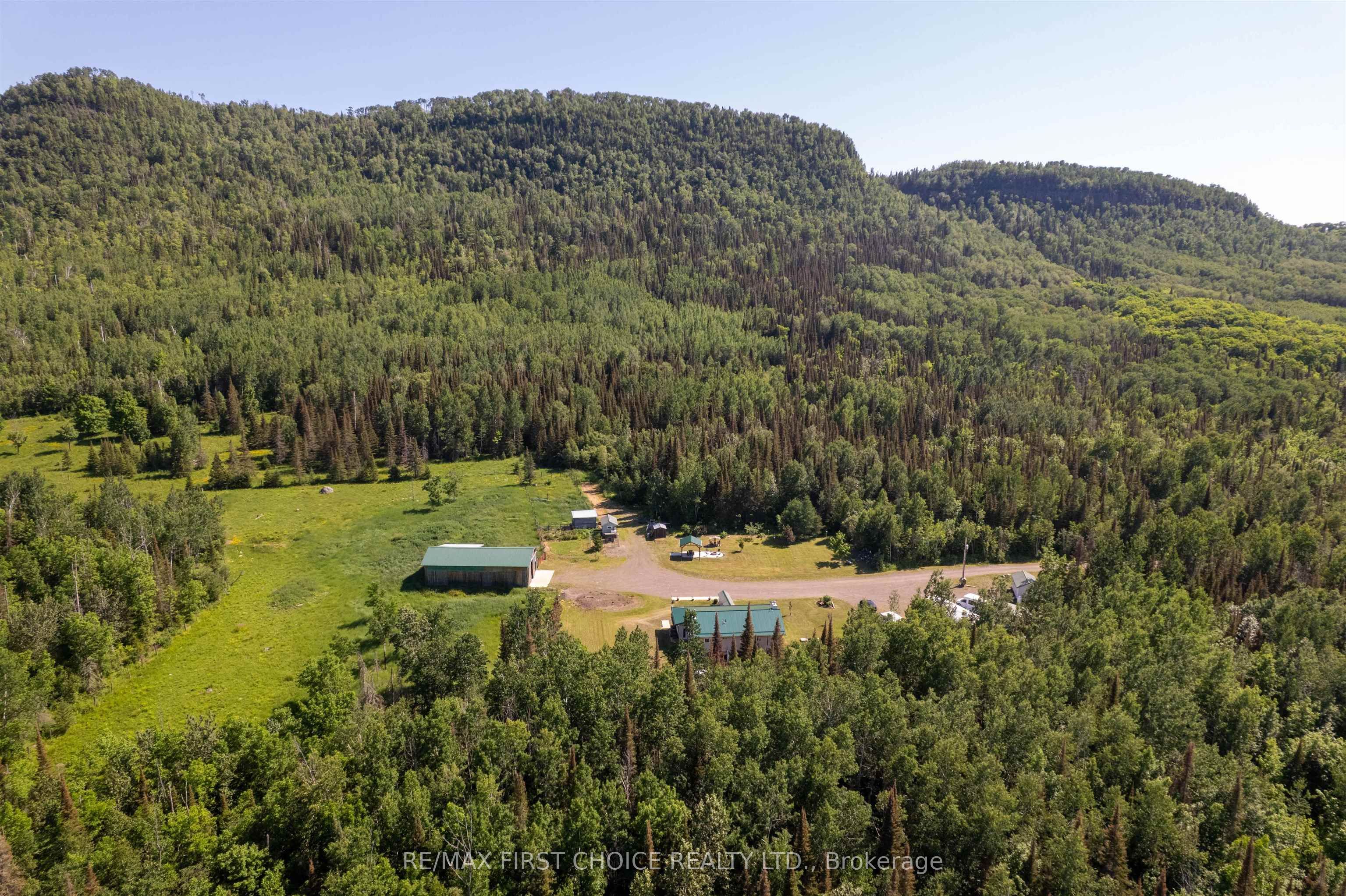 250 Falls Road, Neebing, ON P7L 0E1 photo 2
