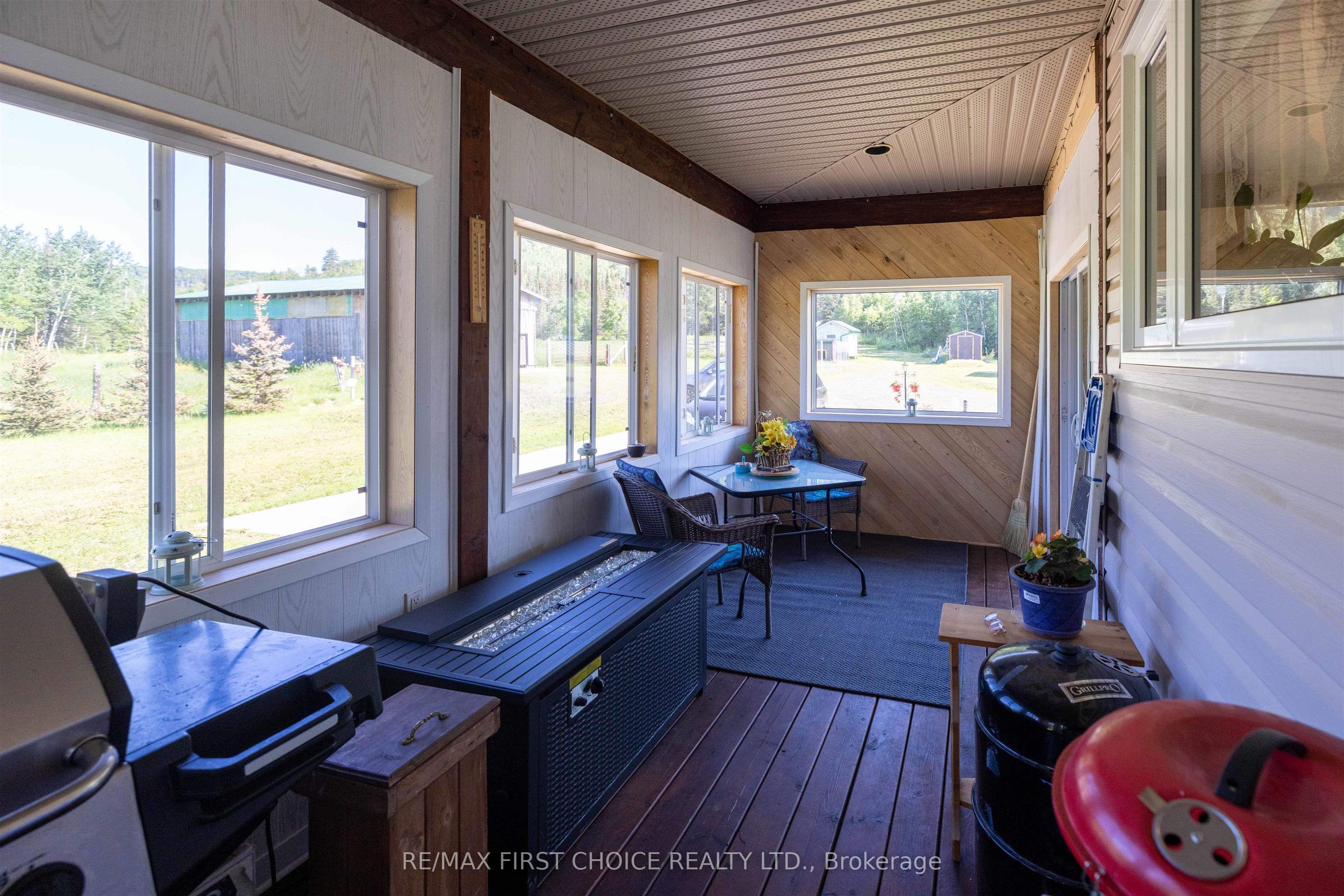 250 Falls Road, Neebing, ON P7L 0E1 photo 4