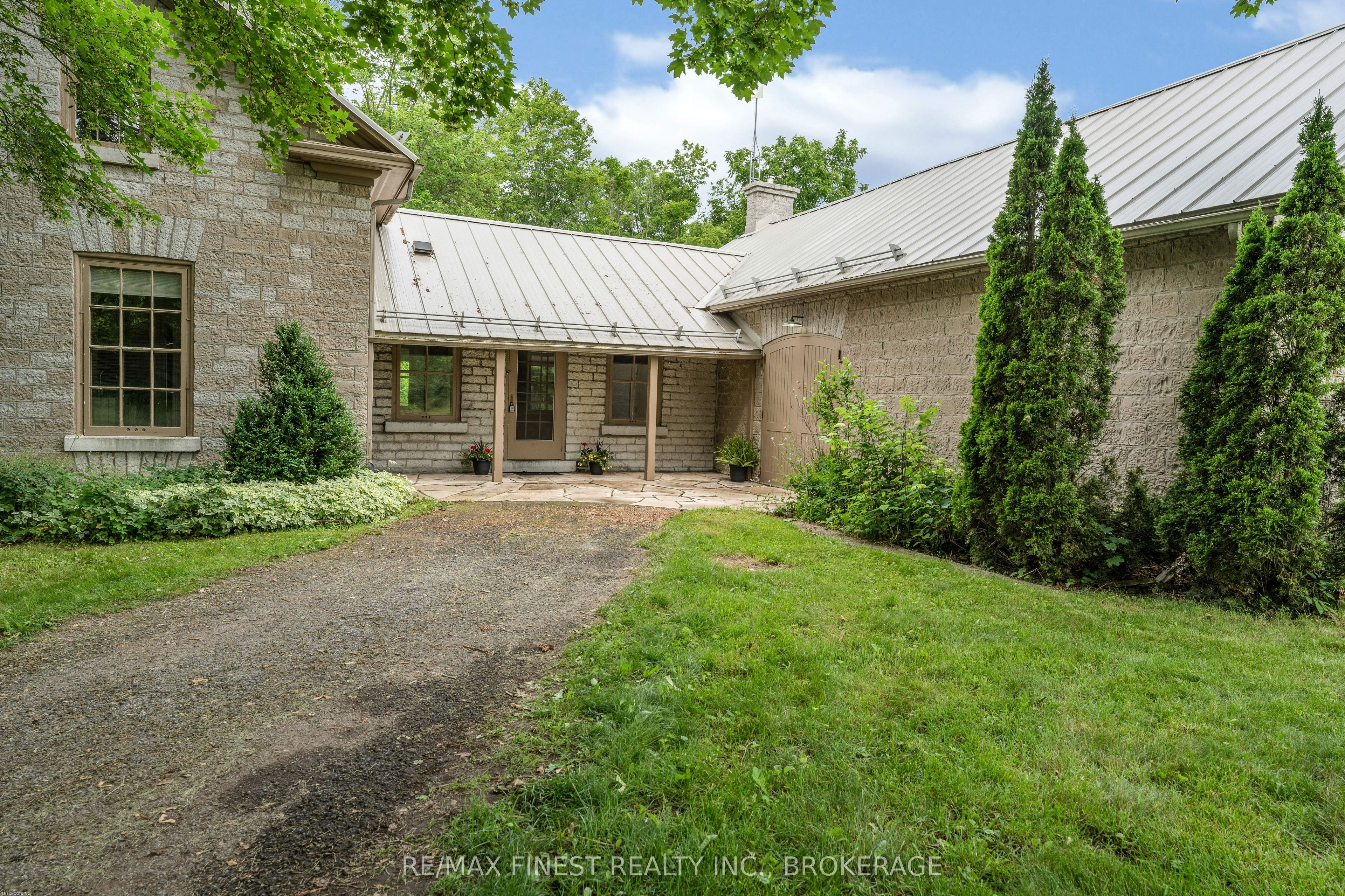 4247 Henderson Road, Frontenac, ON K0H 1V0 photo 2