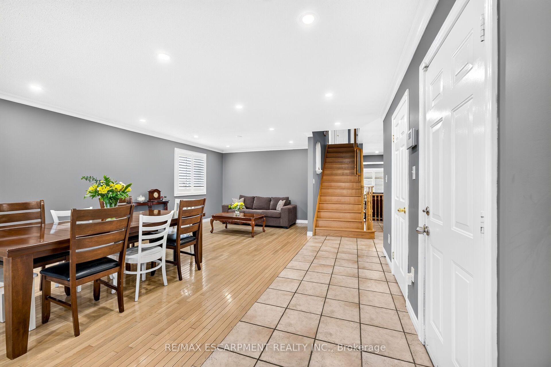 51 Cabriolet Crescent, Hamilton, ON L9K 1K5 photo 5
