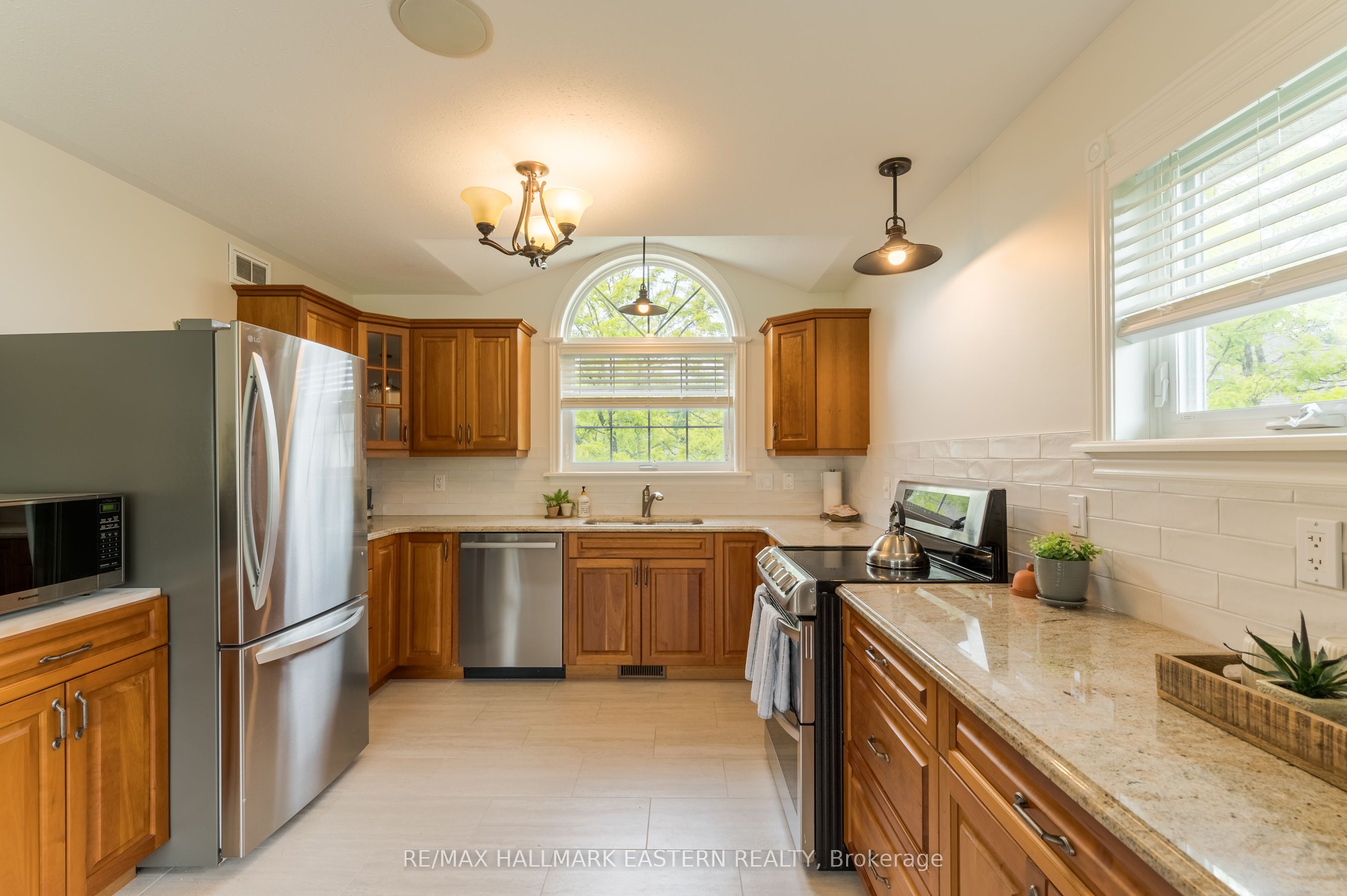 301 Carnegie Avenue 35, Peterborough, ON K9L 0B3 photo 5