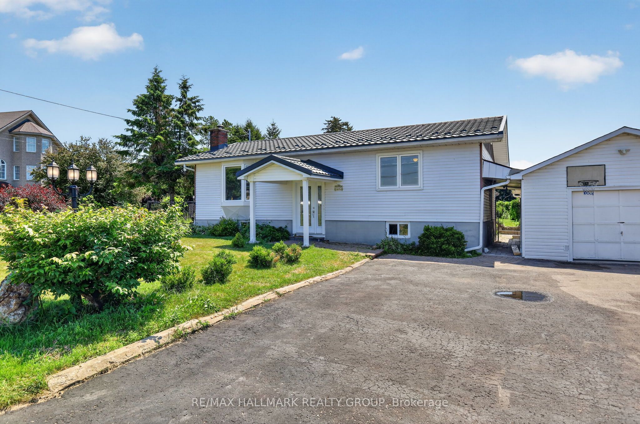 2205 Woods Street, Clarence-Rockland, ON K4K 1J3 photo 2