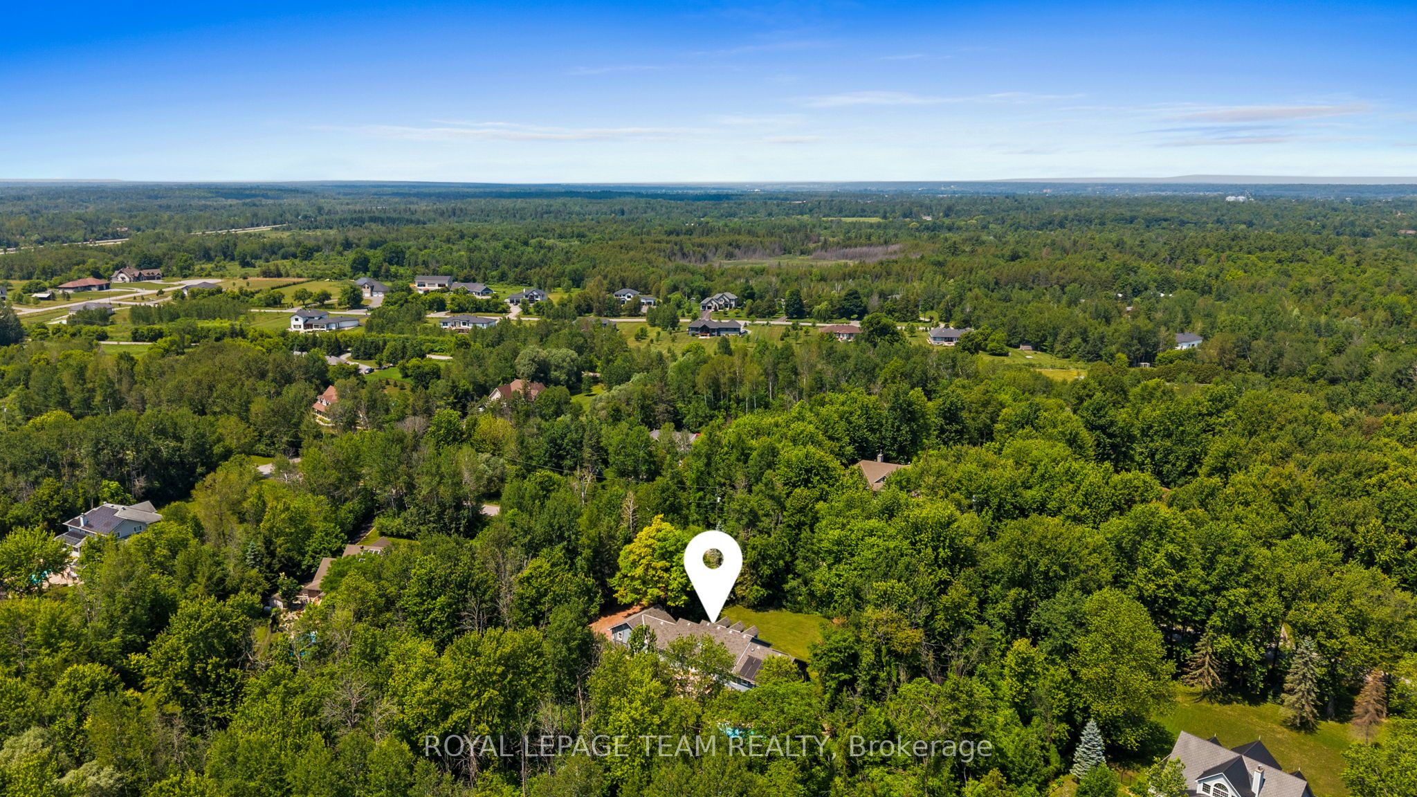 113 Wilbert Cox Drive, Carp - Huntley Ward, ON K0A 1L0 photo 2