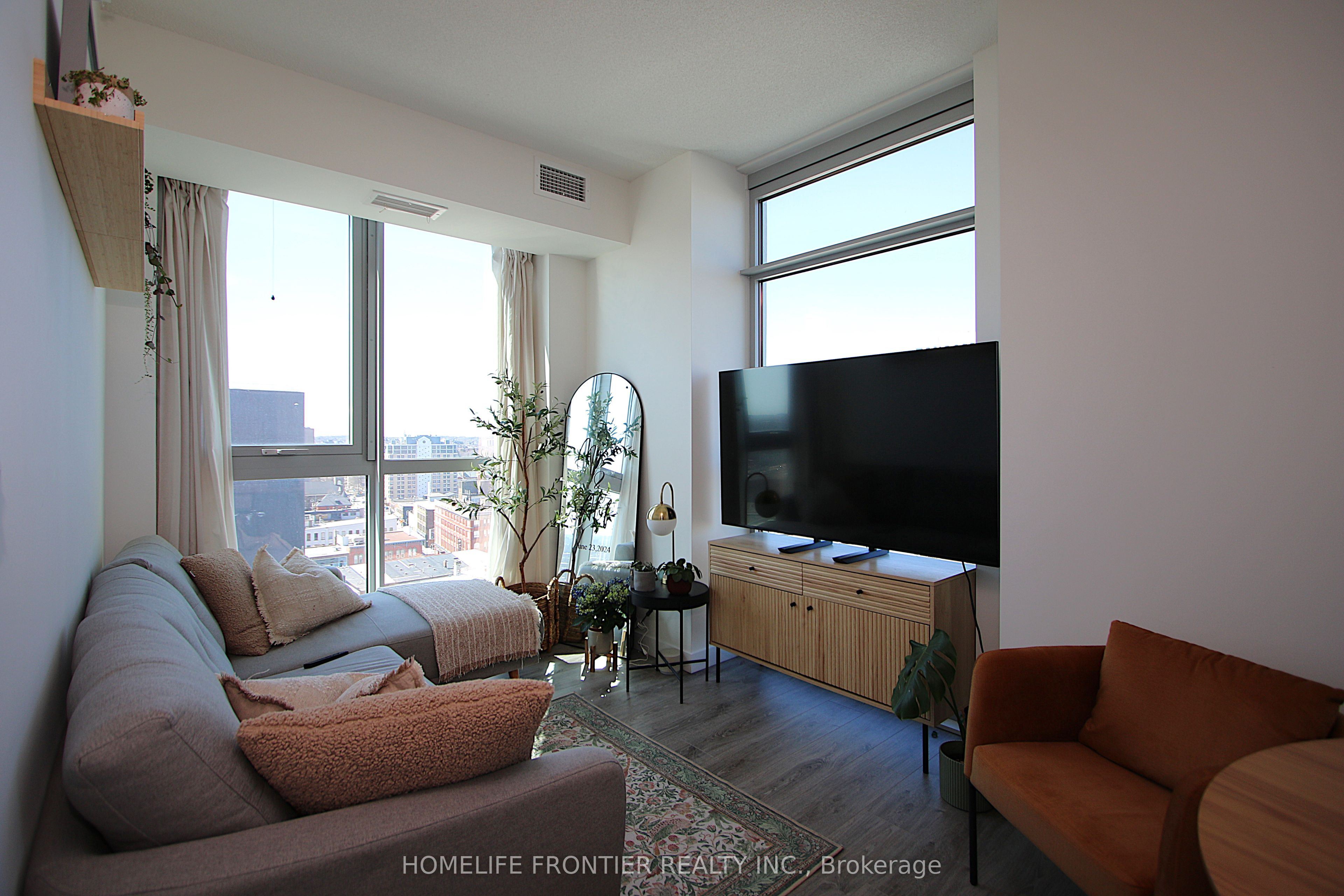 60 Frederick Street 1209, Kitchener, ON N2H 0C7 photo 5