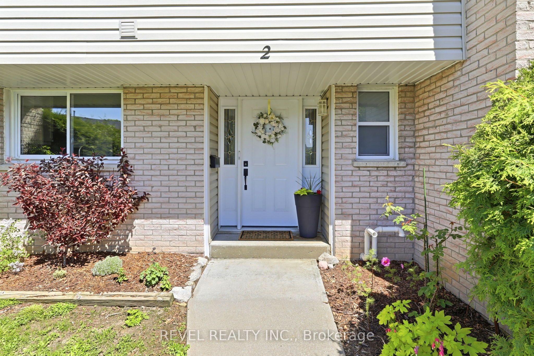 669 Osgoode Drive 2, London South, ON N6E 2C7 photo 3