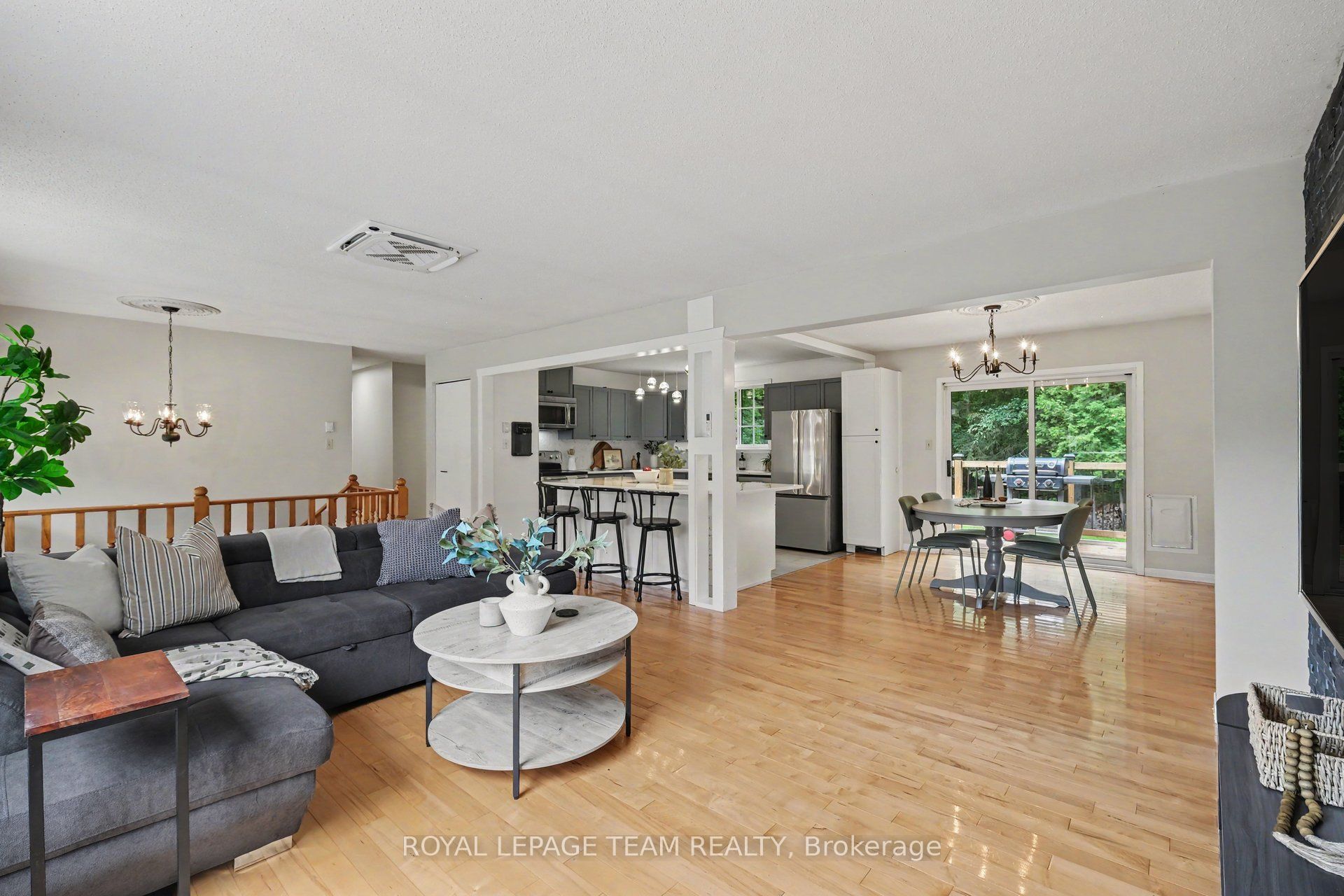 2985 Mcgovern Road E, North Grenville, ON K0G 1J0 photo 4