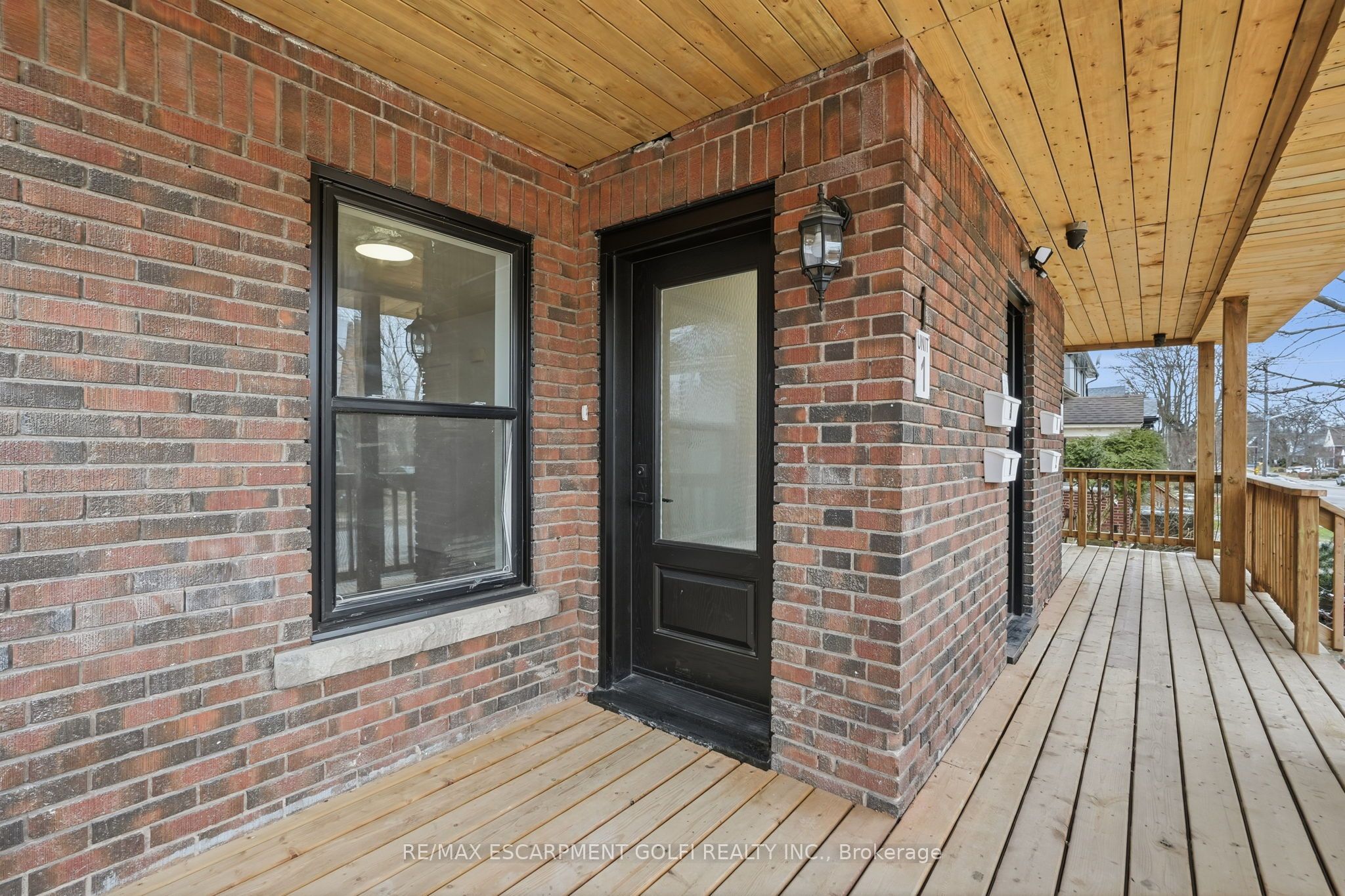 4876 SIMCOE Street 1, Niagara Falls, ON L2E 1V9 photo 3