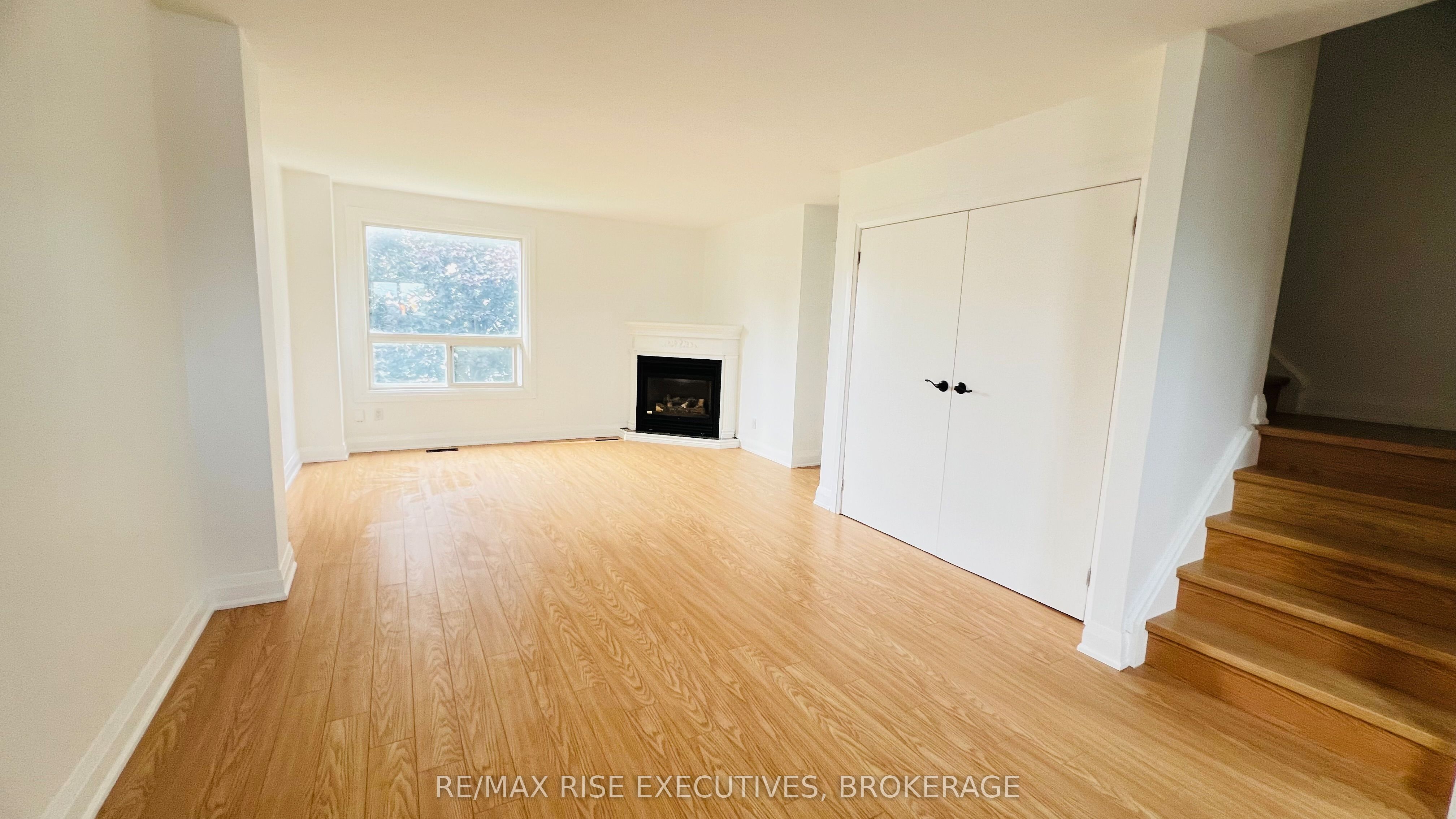 863 Datzell Lane, Kingston, ON K7M 7P9 photo 5