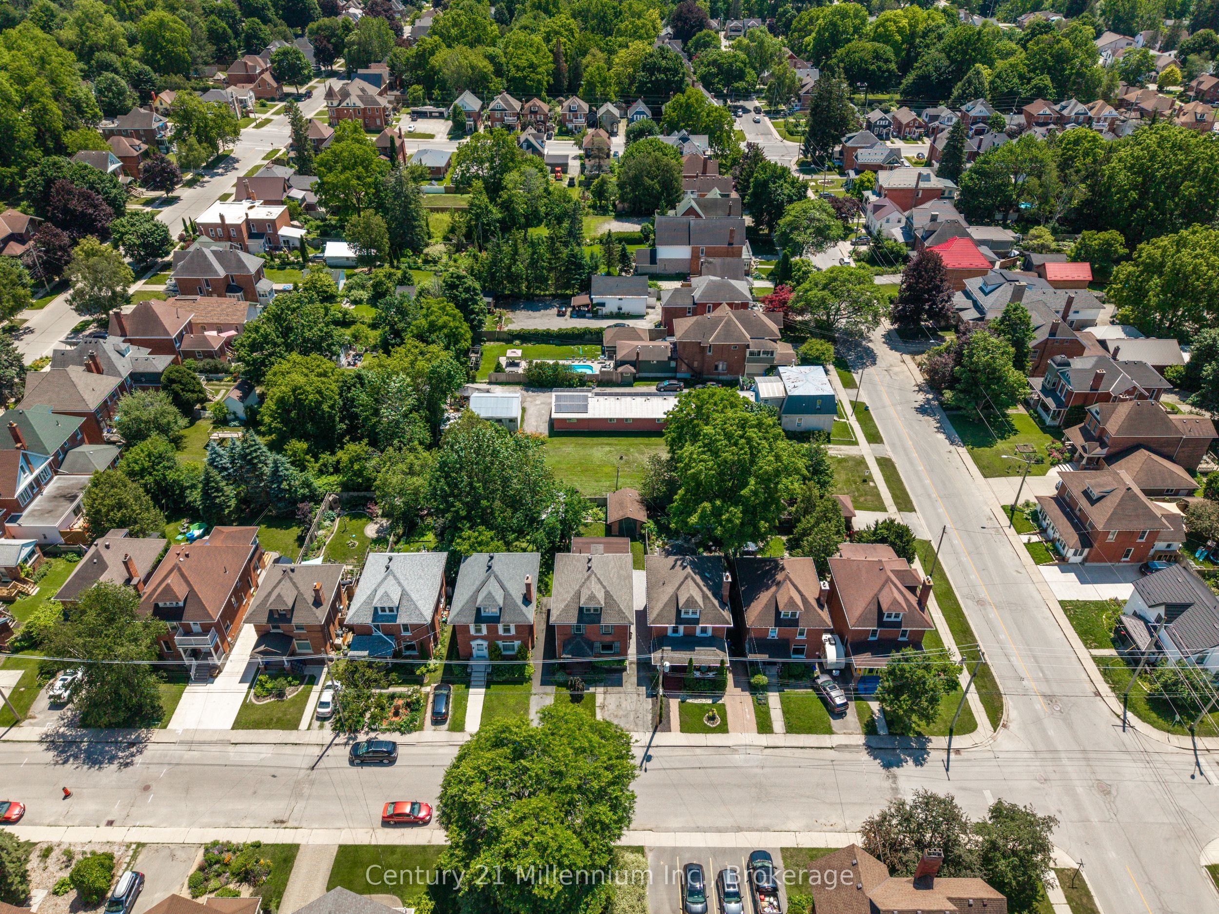 329 7th Street E, Owen Sound, ON N4K 1J1 photo 4