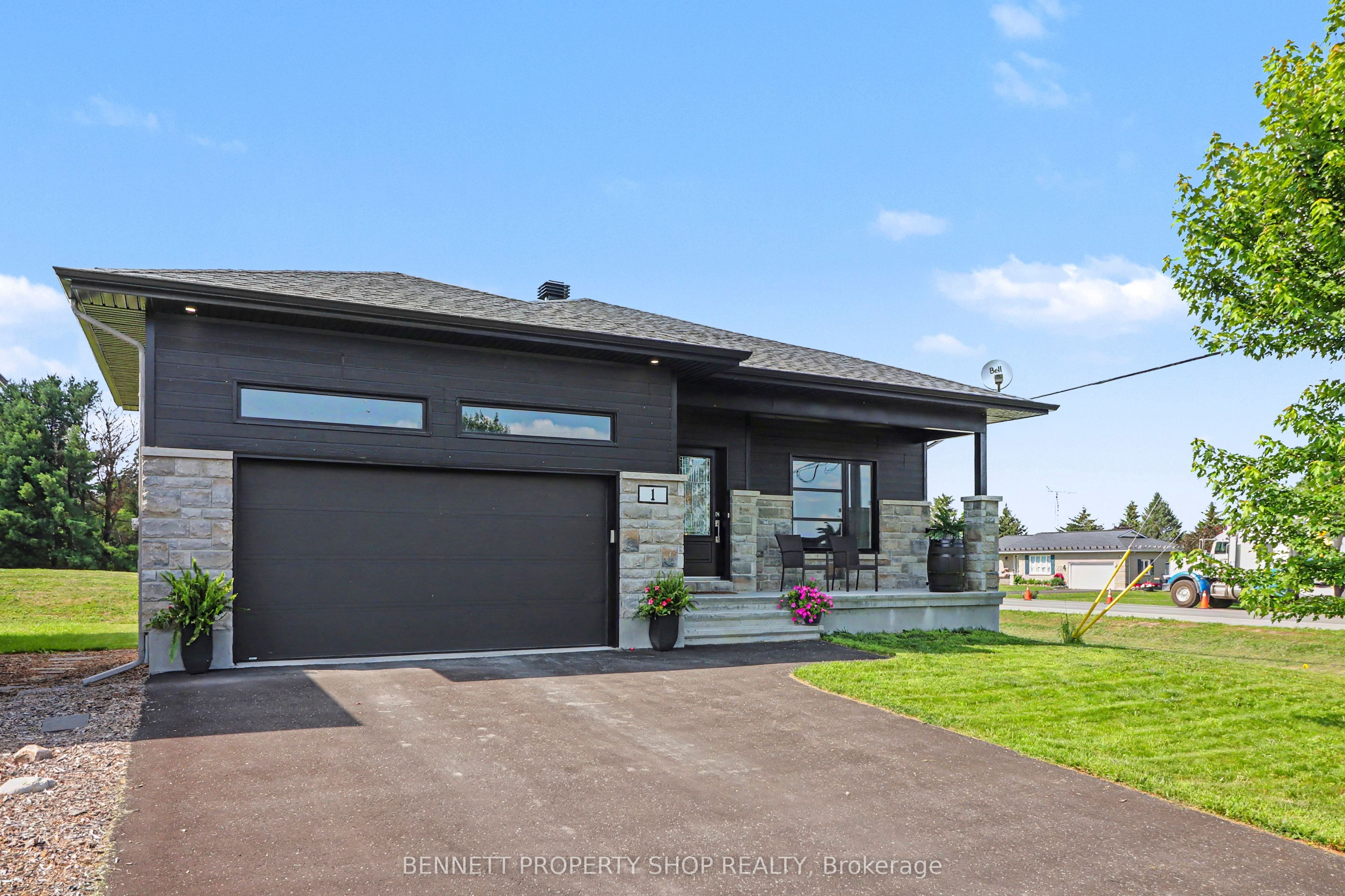 1 Matheson Street, North Stormont, ON K0A 1R0 photo 2