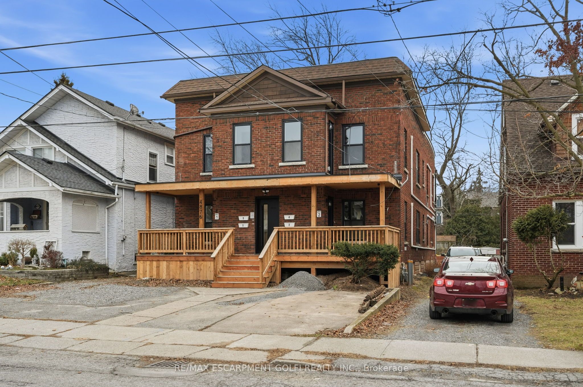 4876 Simcoe Street 3, Niagara Falls, ON L2E 1V9 photo 2