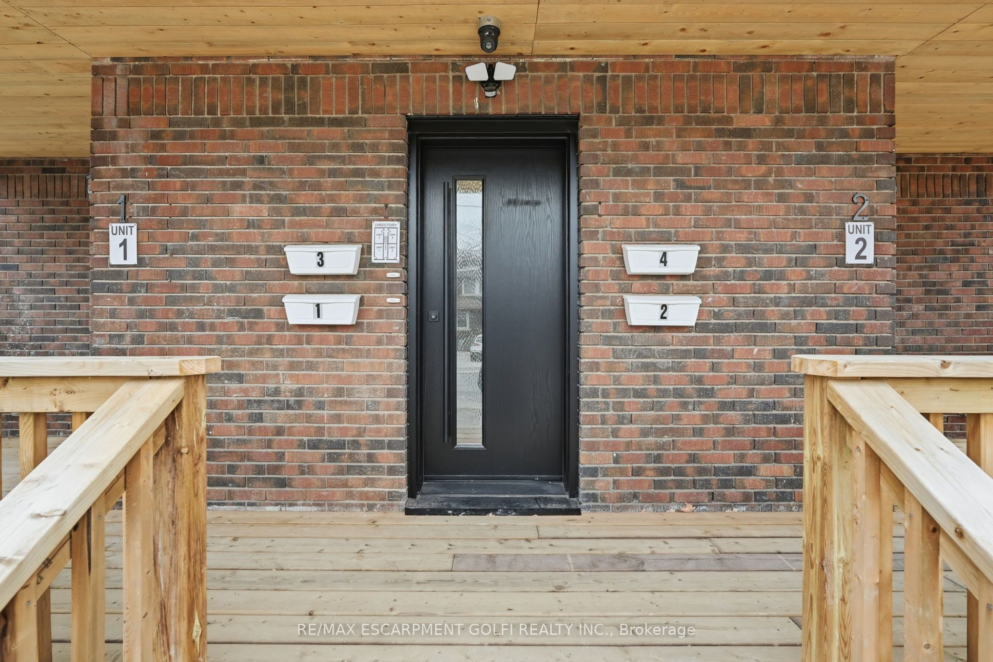 4876 Simcoe Street 3, Niagara Falls, ON L2E 1V9 photo 3