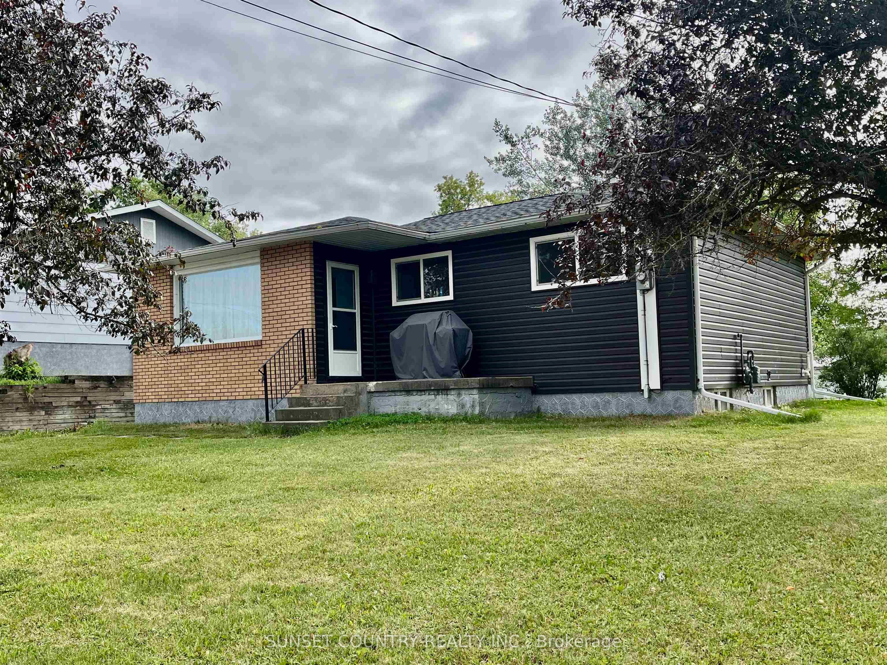246 Florence Street, Dryden, ON P8N 2S2