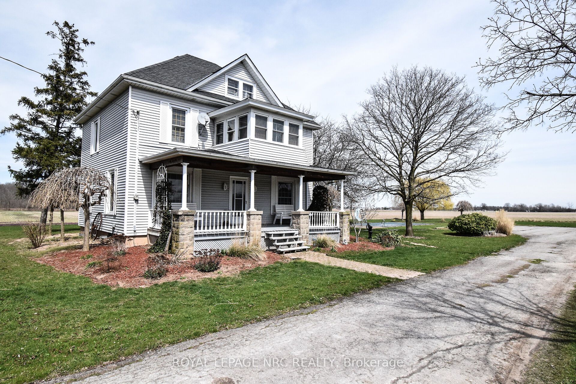 499 Townline Road, Niagara-on-the-Lake, ON L2M 6W1 photo 2