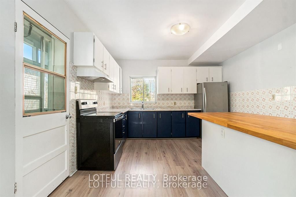 11 CHAMPAGNE Avenue S, Dows Lake - Civic Hospital and Area, ON K1S 4P1 photo 5