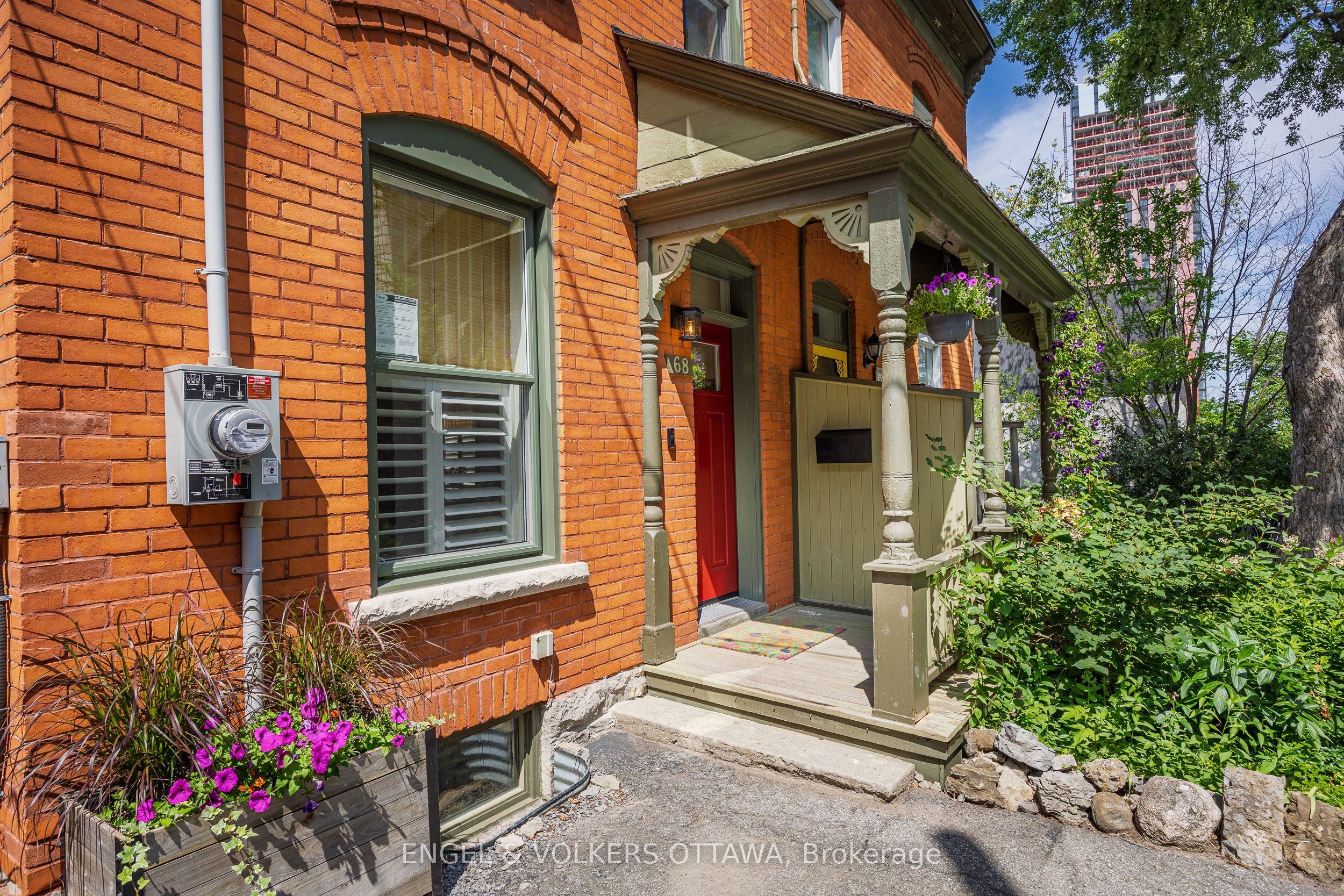 68 Upper Lorne Place, West Centre Town, ON K1R 7G9 photo 3