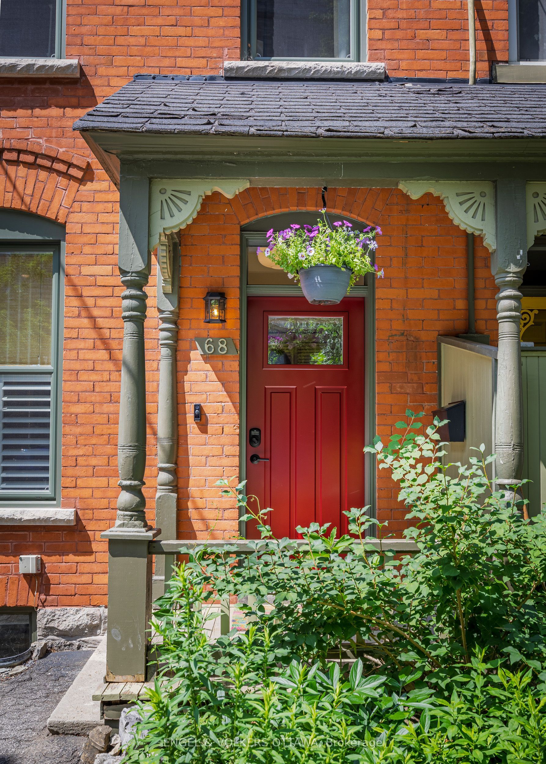 68 Upper Lorne Place, West Centre Town, ON K1R 7G9 photo 4
