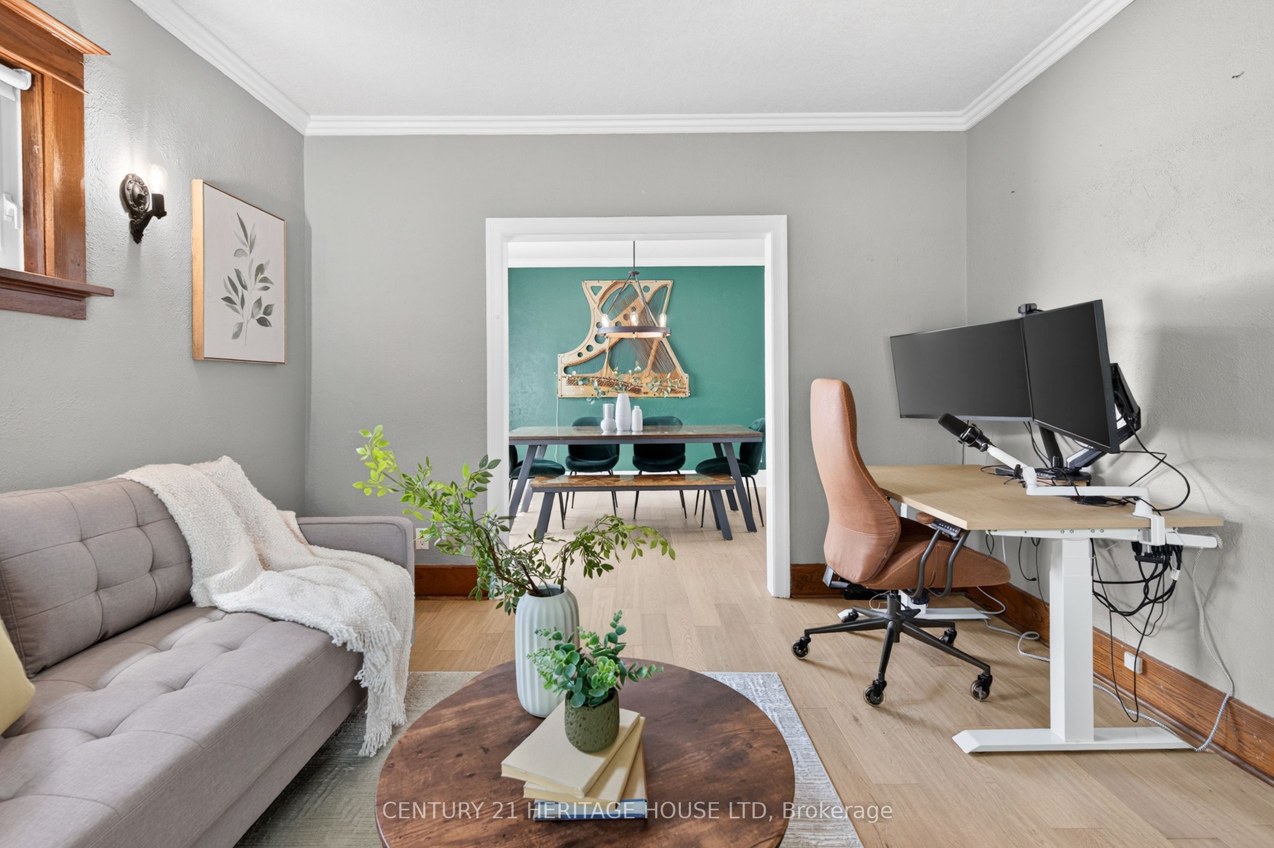 98 Roger Street, Waterloo, ON N2J 1A5 photo 5