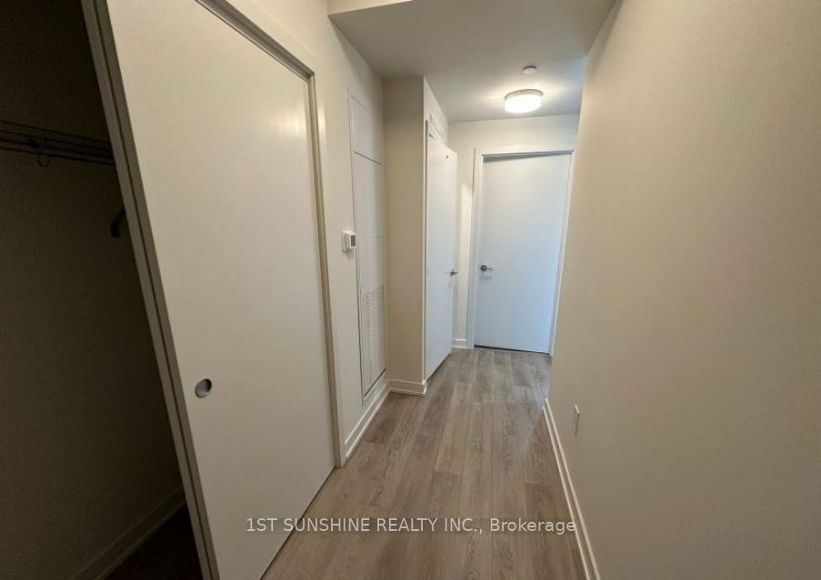 212 King Williams Street 724, Hamilton, ON L8R 3N9 photo 5