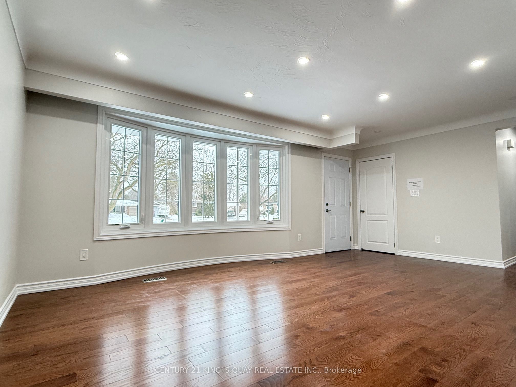 4383 Petrie Court Upper, Niagara Falls, ON L2E 6L8 photo 5