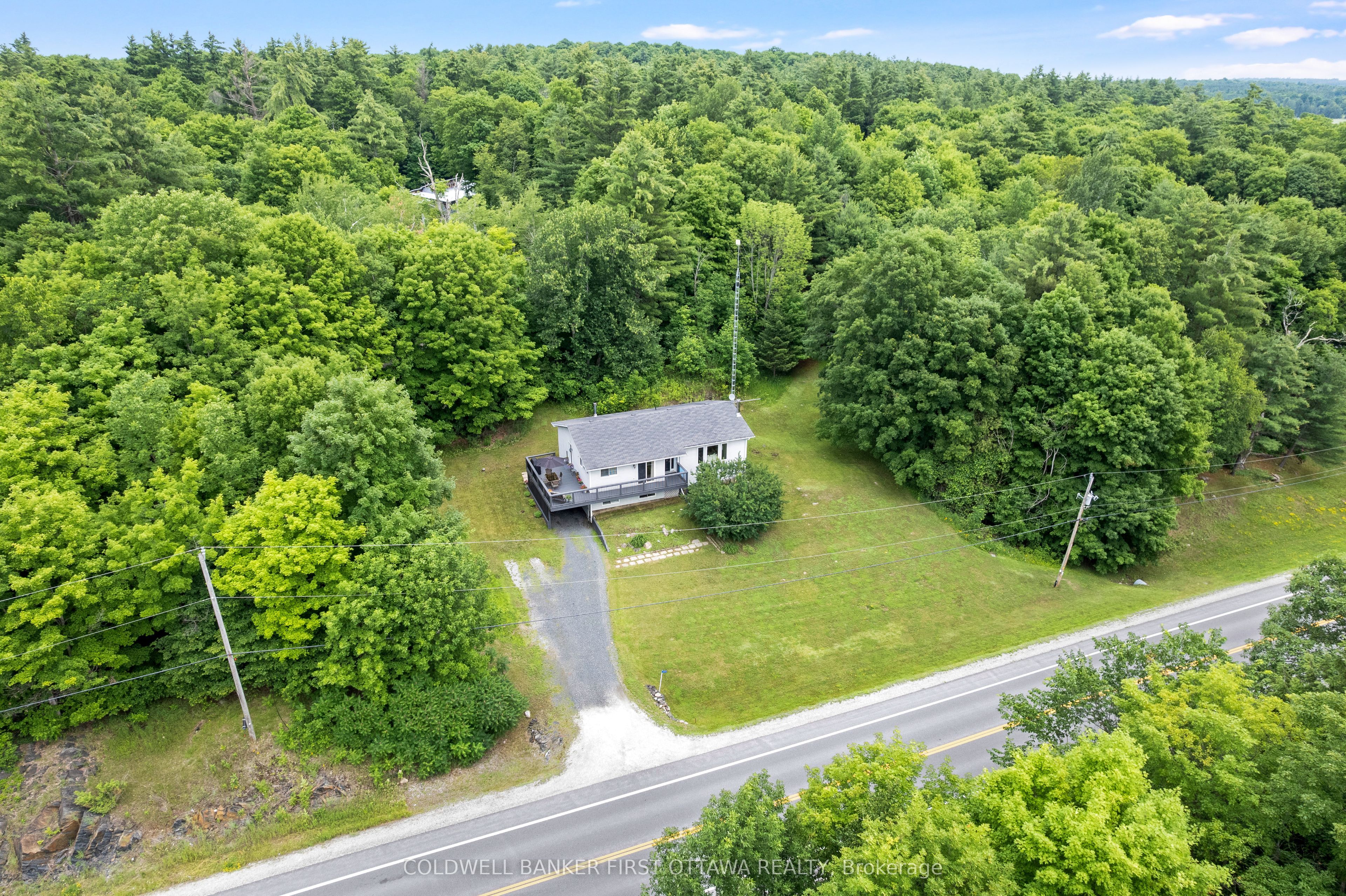 3800 Wolf Grove Road, Lanark Highlands, ON K0G 1K0 photo 2