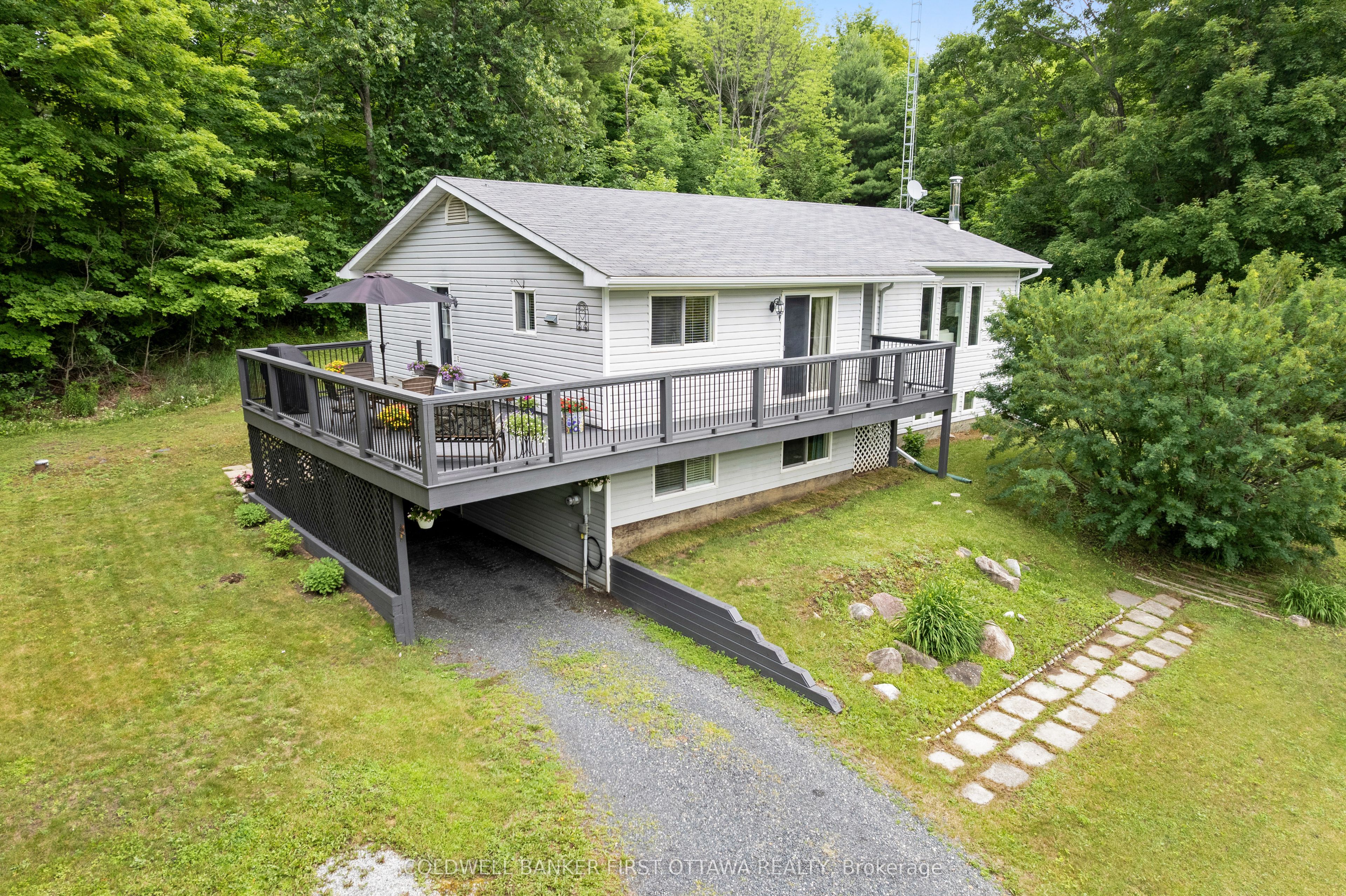 3800 Wolf Grove Road, Lanark Highlands, ON K0G 1K0 photo 3