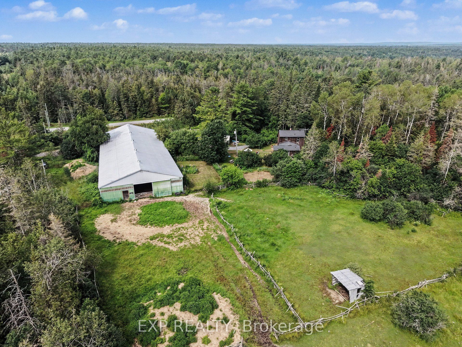 1798 Burnt Lands Road, Carp - Huntley Ward, ON K0A 1L0 photo 3