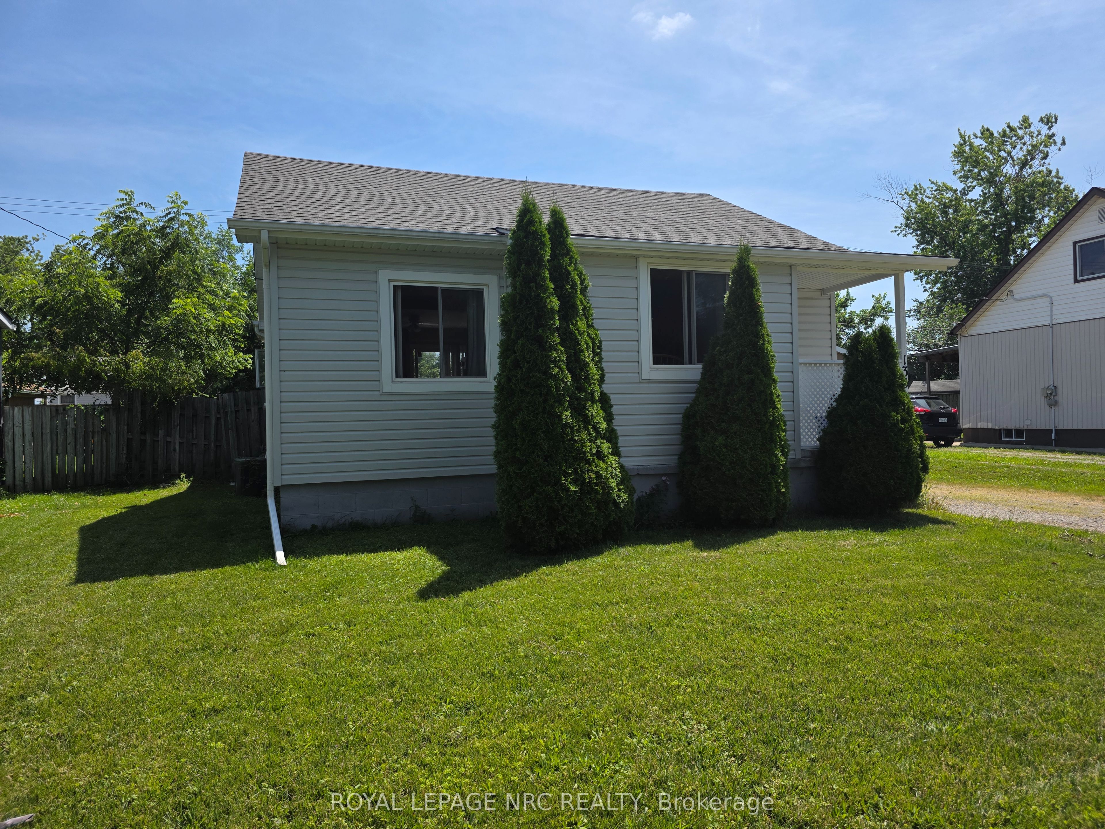 135 McArthur Avenue, Welland, ON L3B 2J8 photo 2