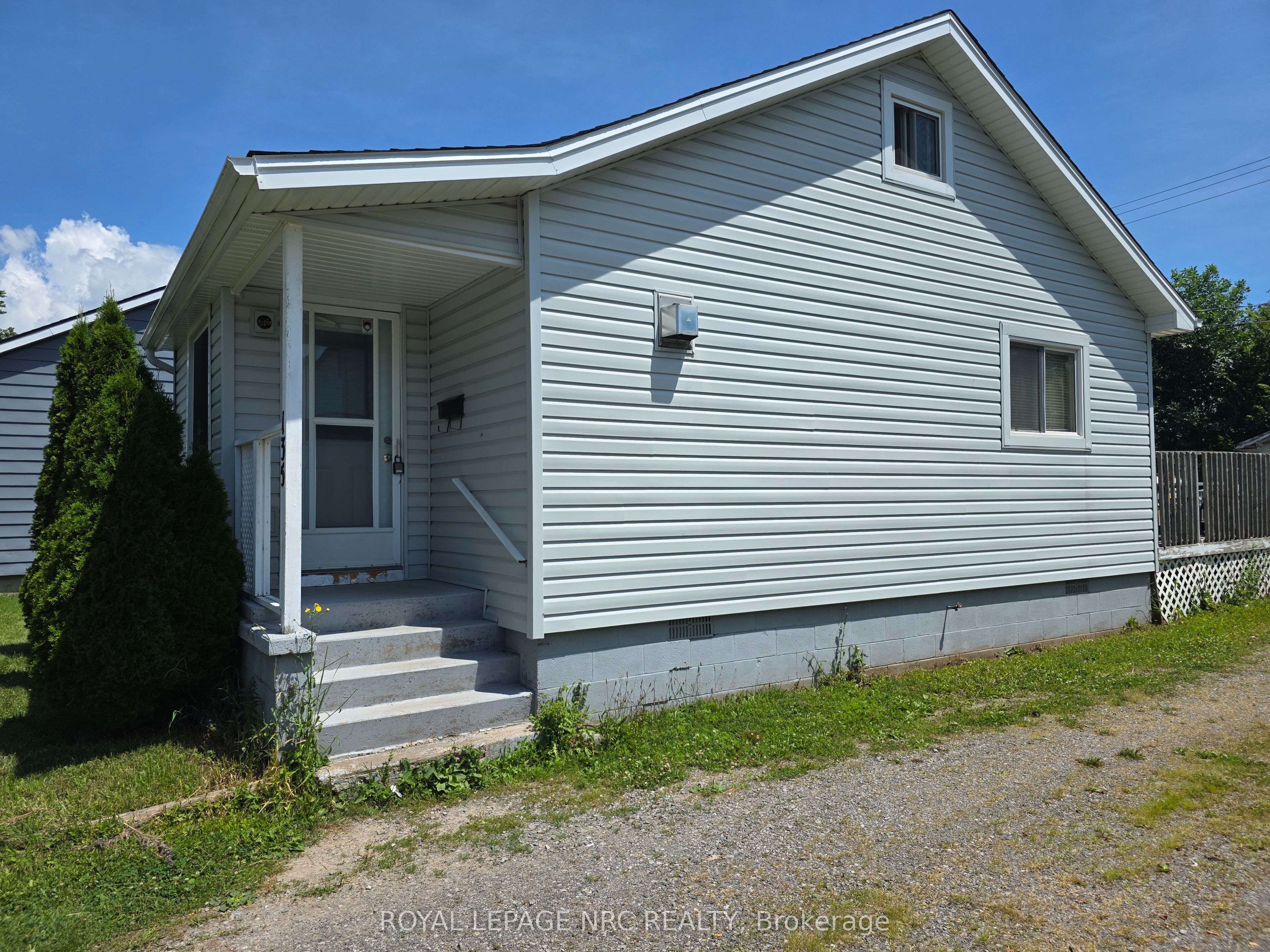 135 McArthur Avenue, Welland, ON L3B 2J8 photo 3