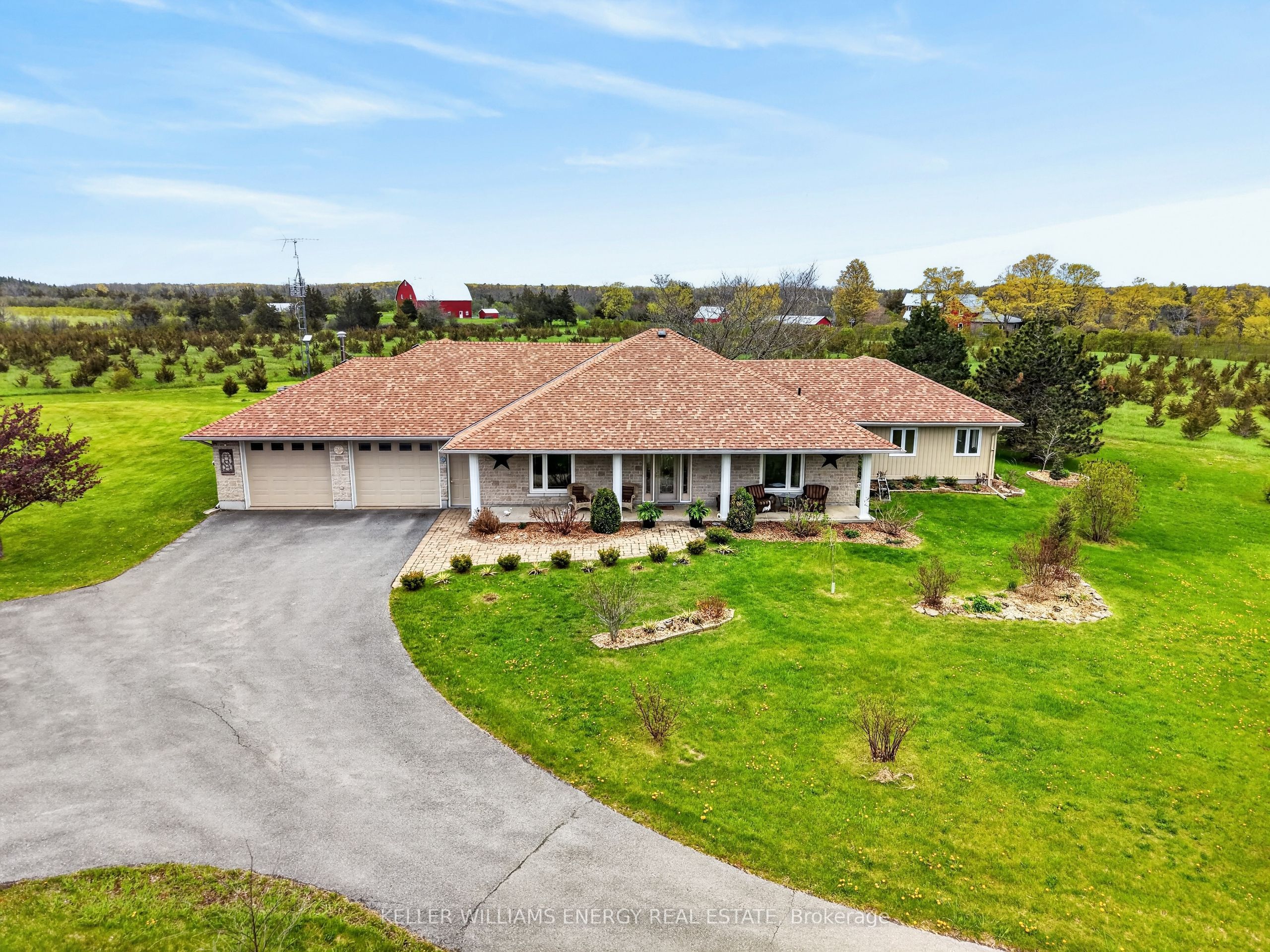 160 Mckinley Cross, Prince Edward County, ON K0K 2T0