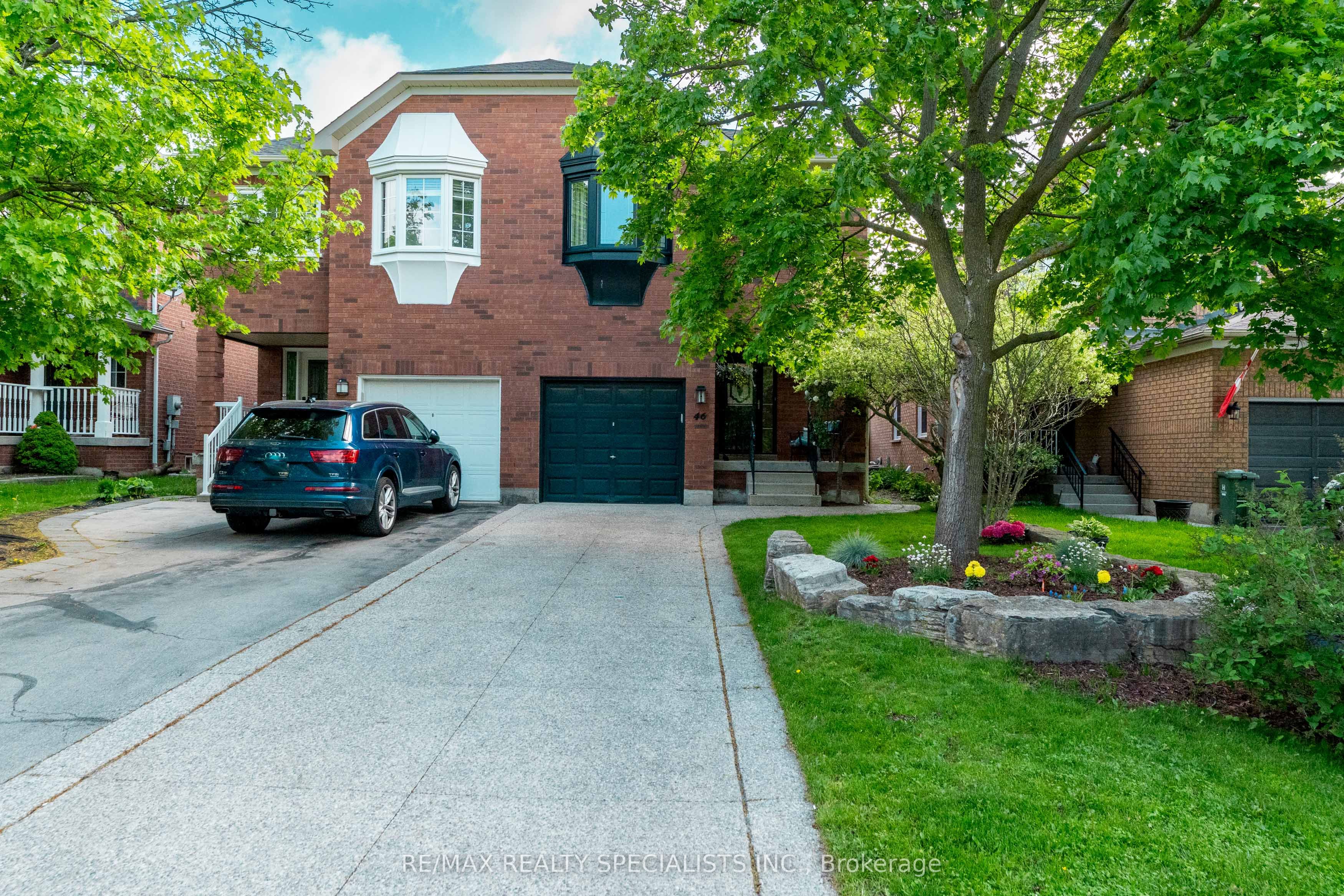 46 Harnesworth Crescent, Hamilton, ON L0R 2H6