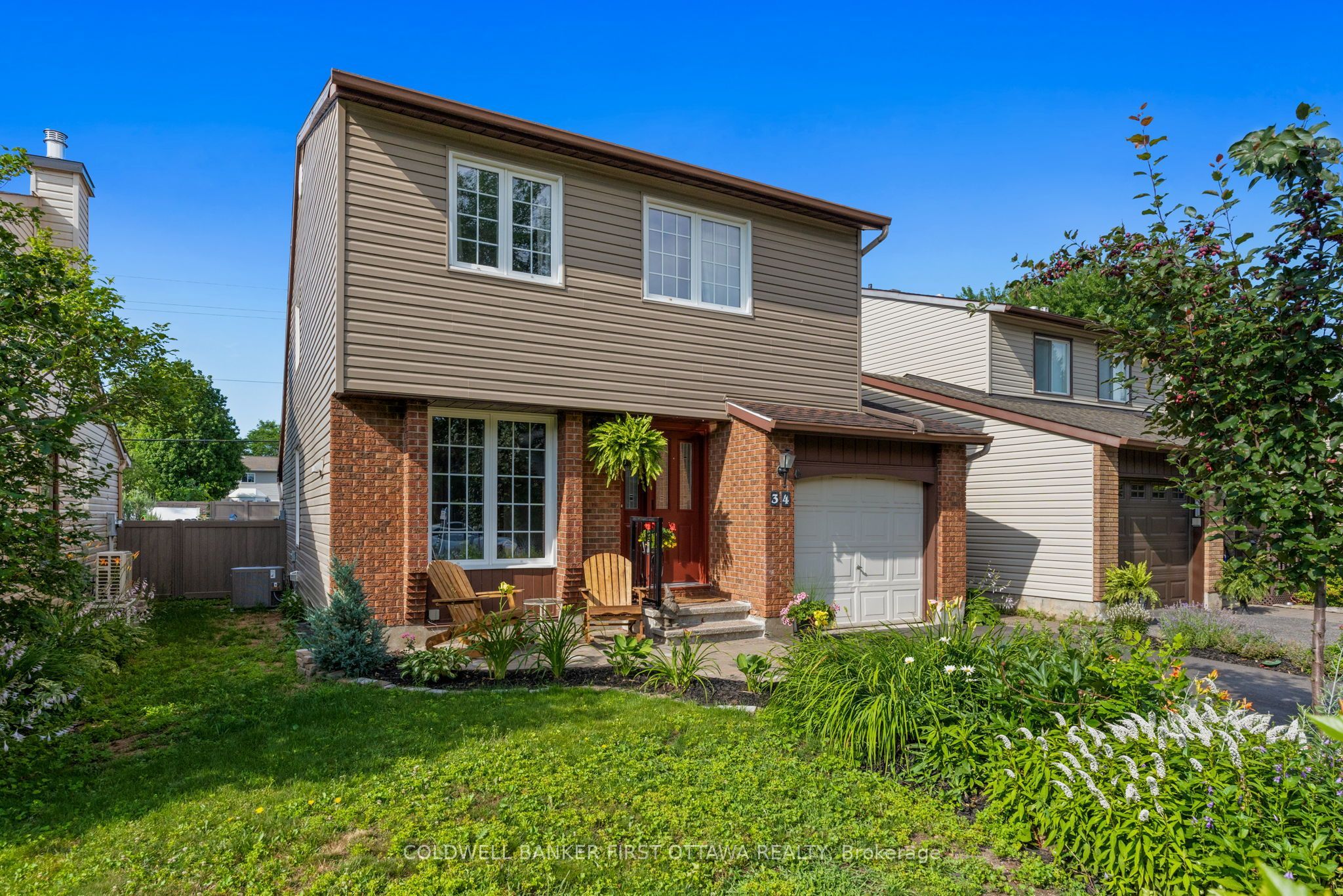 34 Melville Drive, Barrhaven, ON K2J 2E9 photo 2