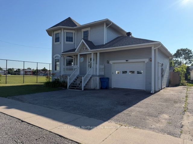 129 Parker Street, West Nipissing, ON P2B 1K9