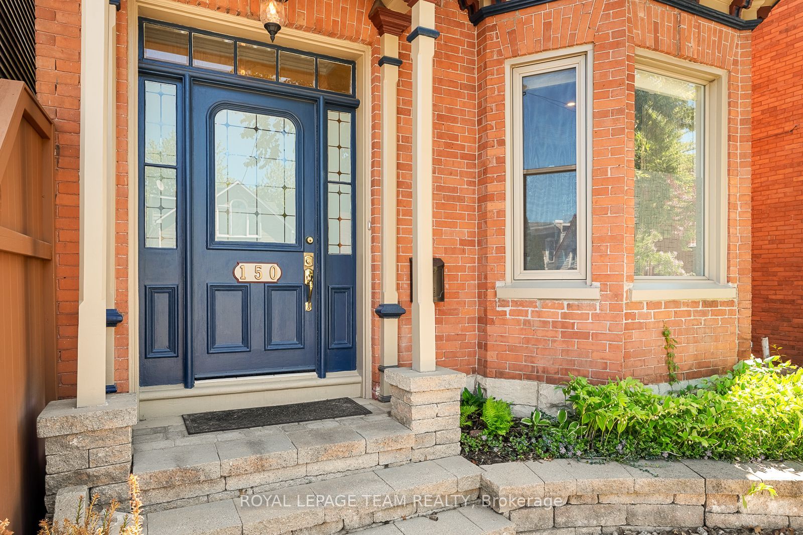 150 Guigues Avenue, Lower Town - Sandy Hill, ON K1N 5H9 photo 3