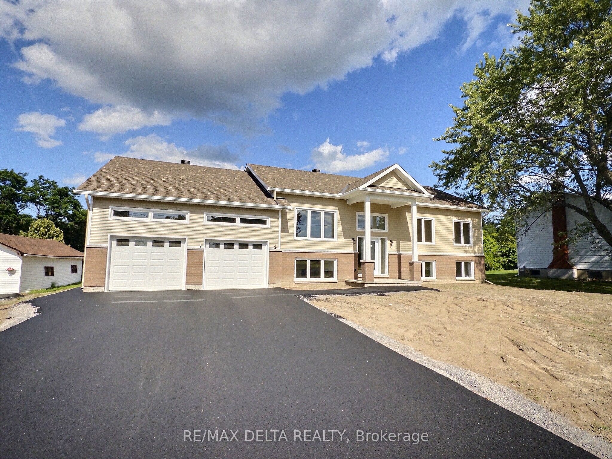 1025 Quigley Hill Road, Orleans - Cumberland and Area, ON K4C 1H2