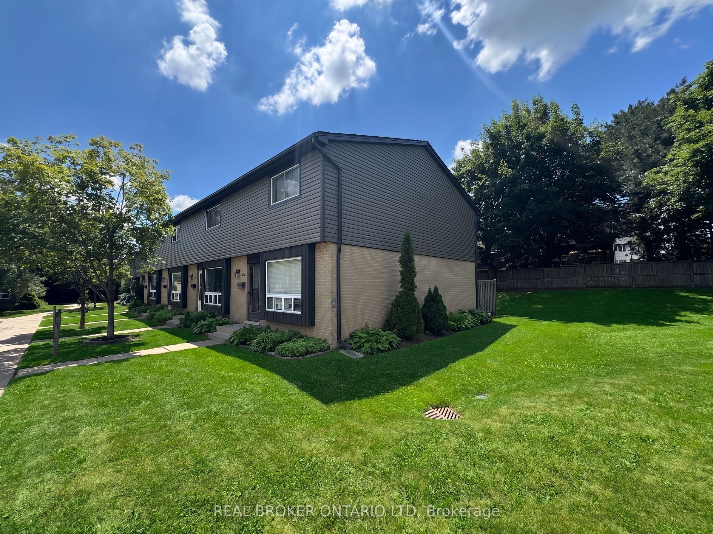 475 Sandringham Crescent 25, London South, ON N6C 5B9 photo 2