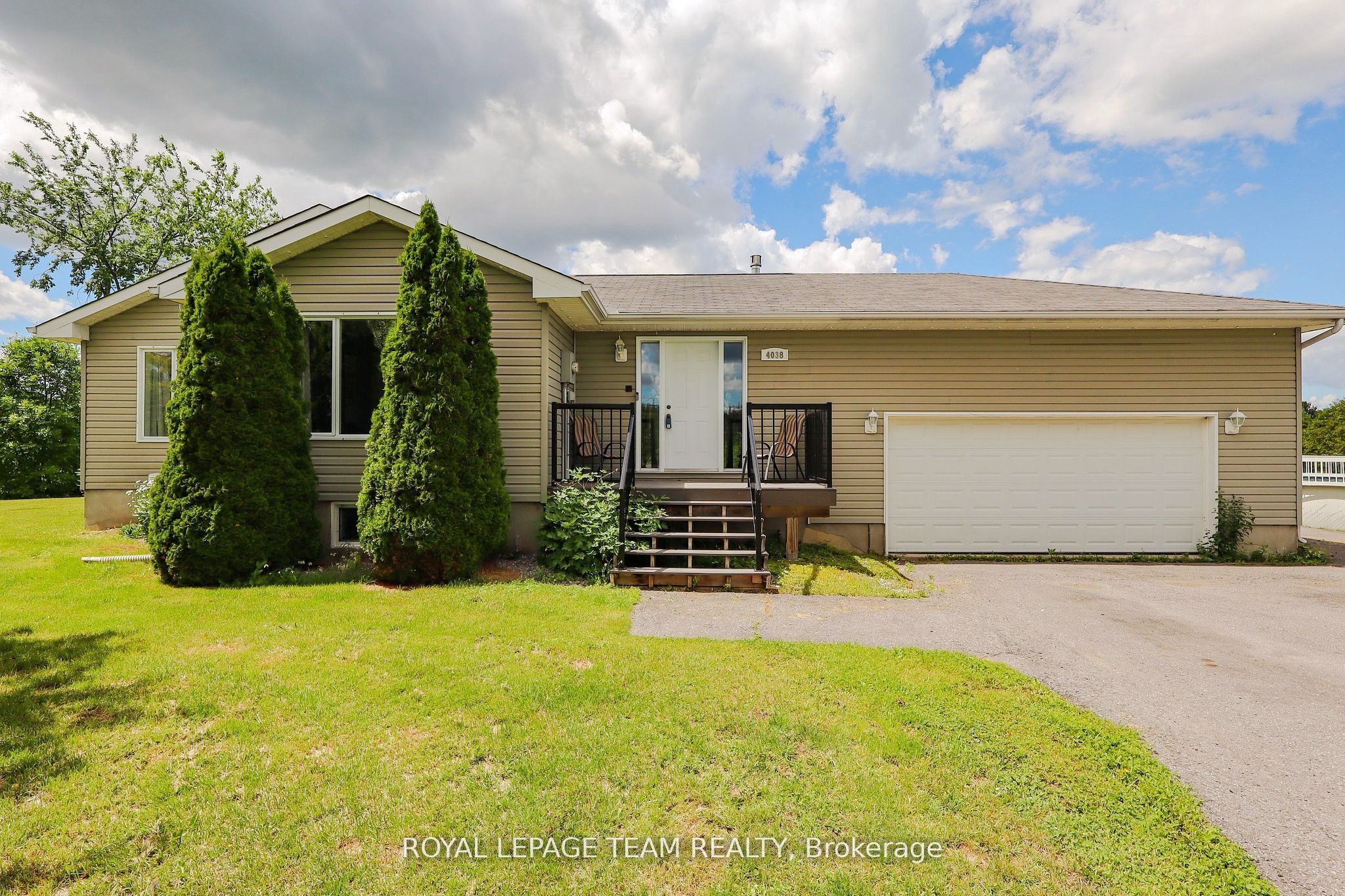 4038 Calbrent Way, Greely - Metcalfe - Osgoode - Vernon and Area, ON K0A 2W0 photo 2