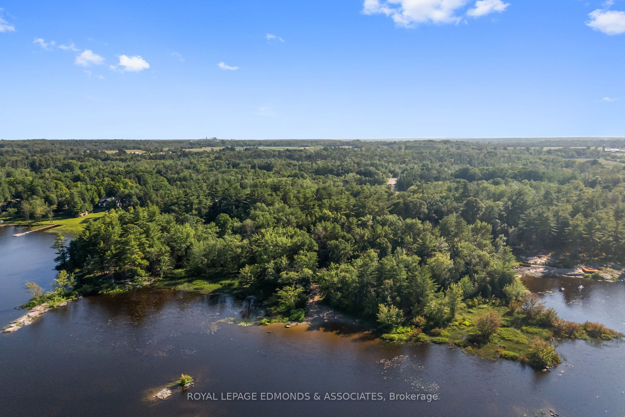 36 Fern Road, Laurentian Valley, ON K8A 6W2 photo 3