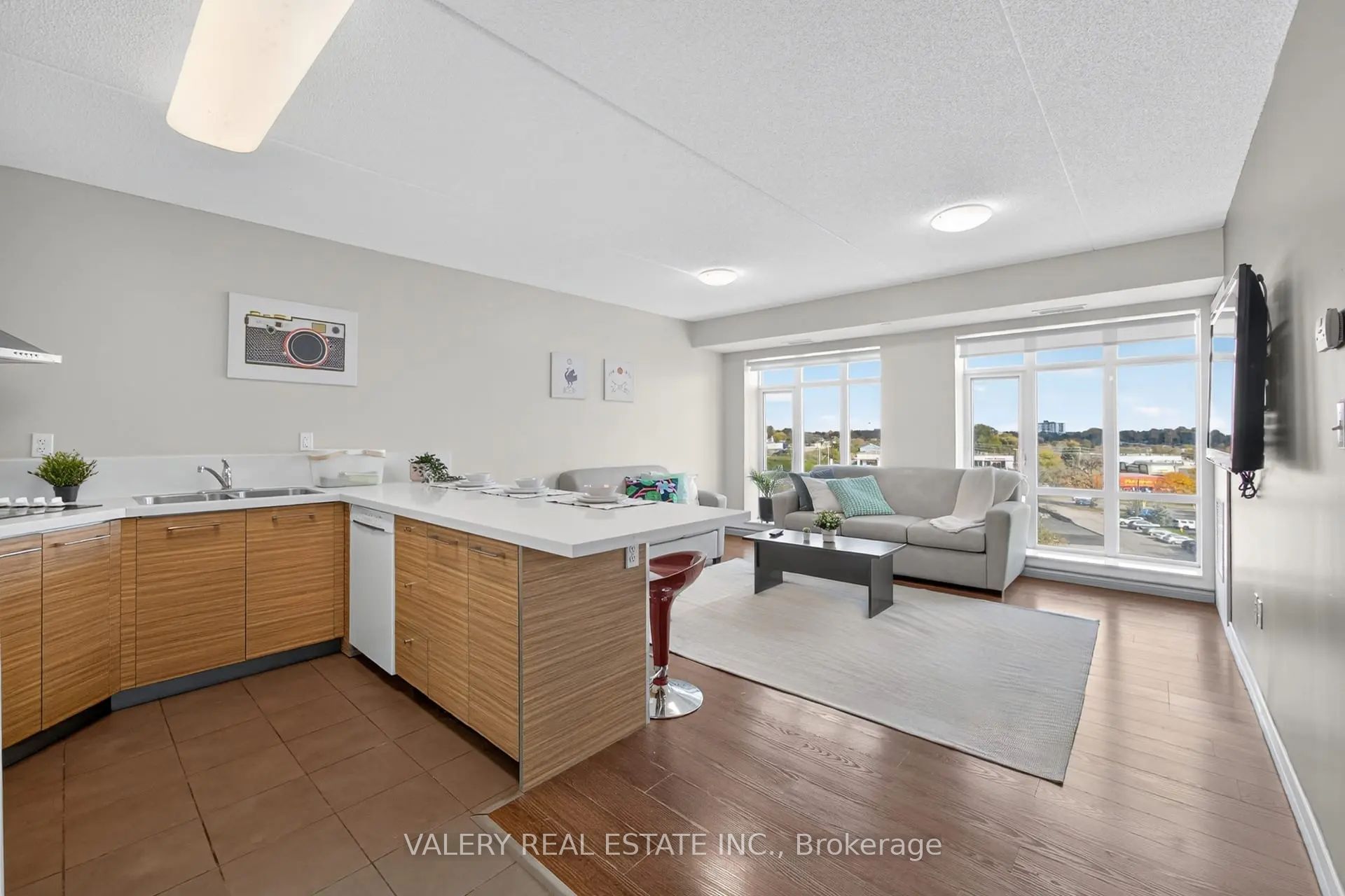 328 Regina Street N 602, Waterloo, ON ON N2J 0B5 photo 3