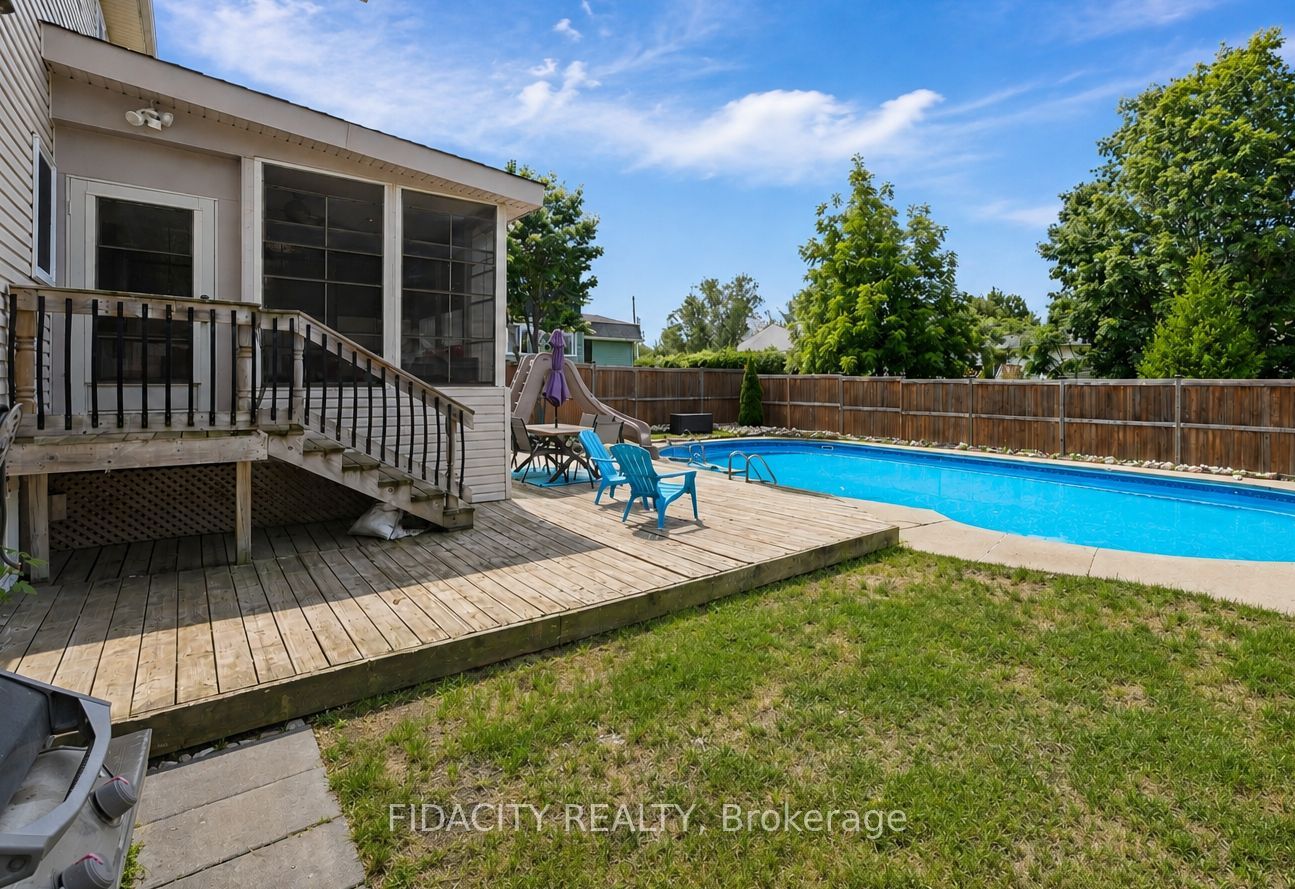 13 Poole Creek Crescent, Stittsville - Munster - Richmond, ON K2S 1T6 photo 2