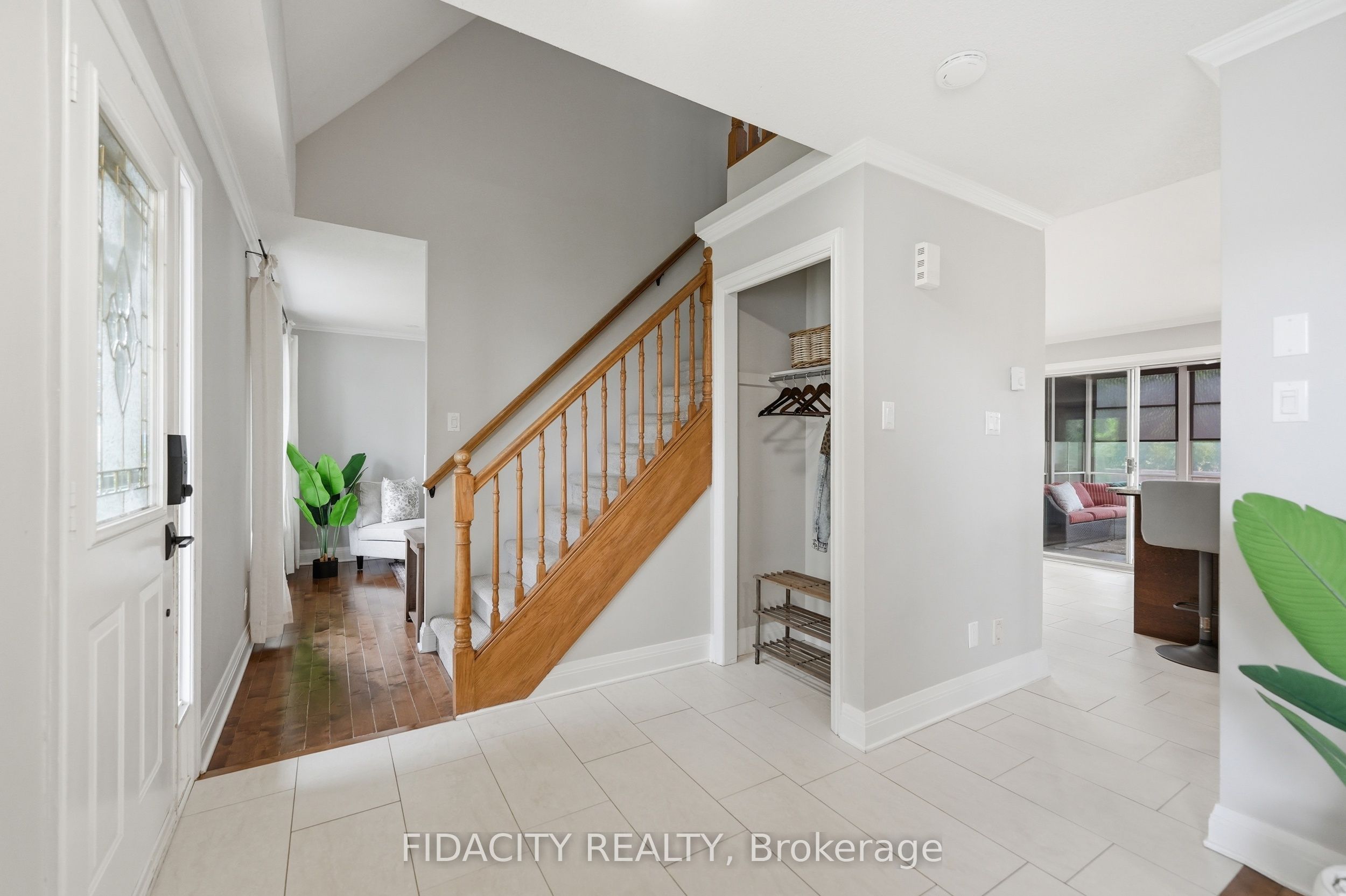 13 Poole Creek Crescent, Stittsville - Munster - Richmond, ON K2S 1T6 photo 4